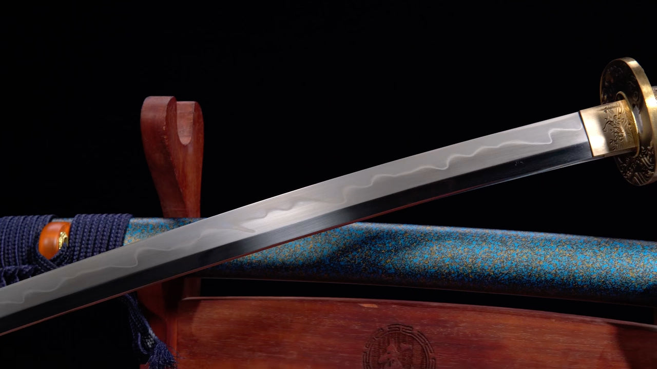 The Ancient Alchemy of Clay Tempering: How Japanese Swordsmiths Forge Living Steel
