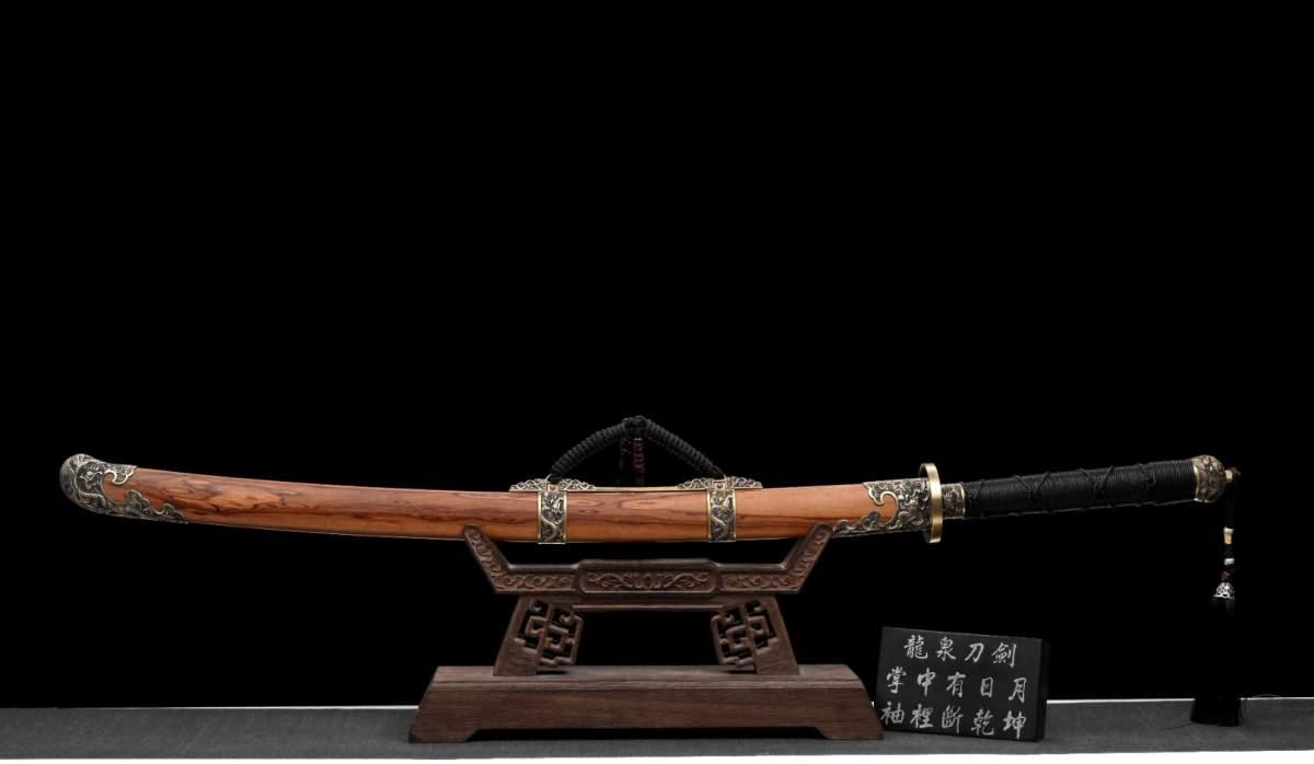 Hand Forged Broadsword Real,Forged Damascus Steel Blade,Rosewood,Brass