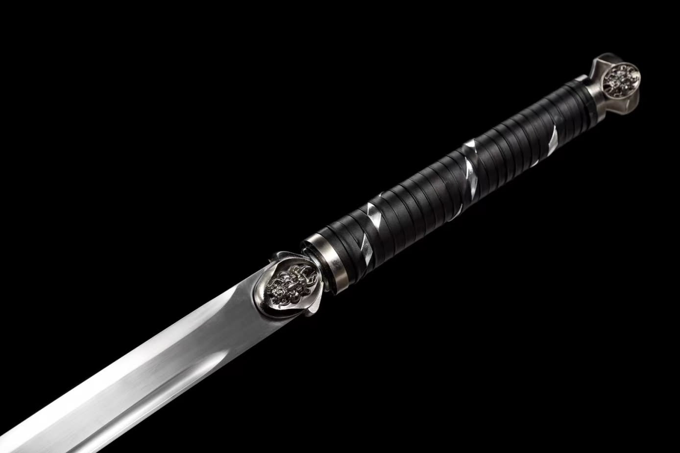 Da dao,Broadsword, high Carbon Steel Blade,Alloy Fittings,Black Scabbard,LOONGSWORD