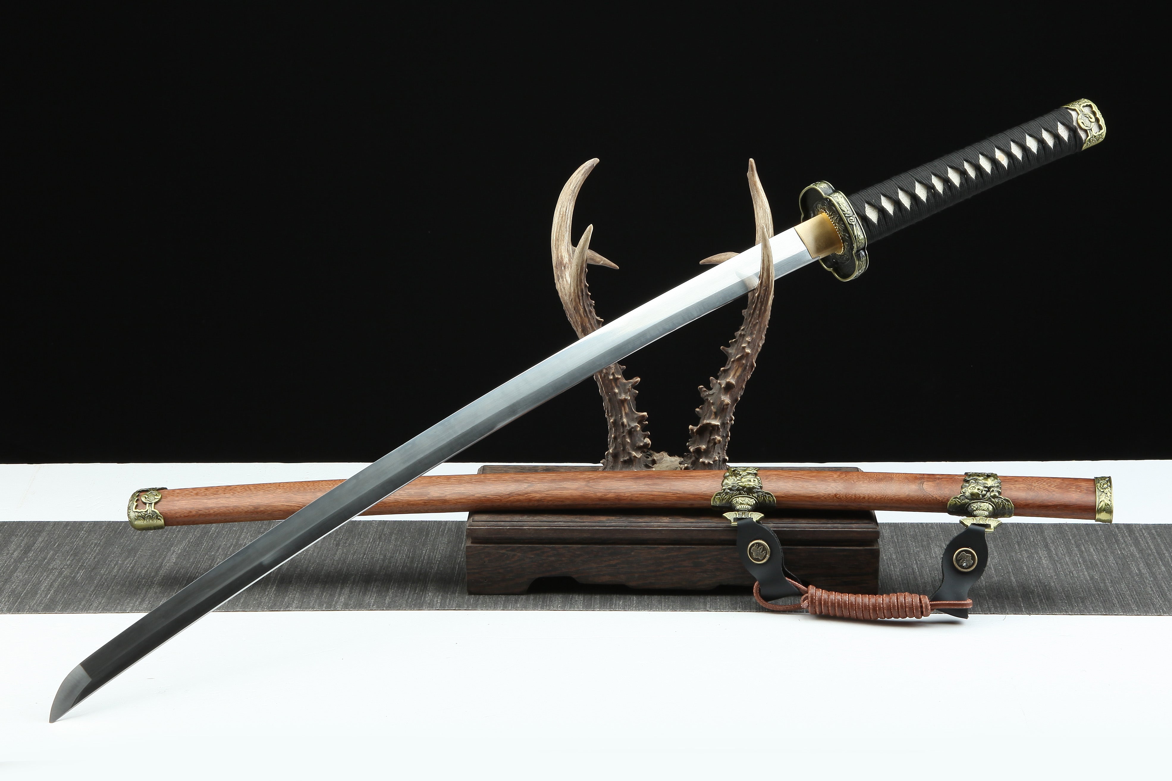 Hand Forged Japanese Tachi Royal Grove Sentinel Blade(1095 Carbon Steel)