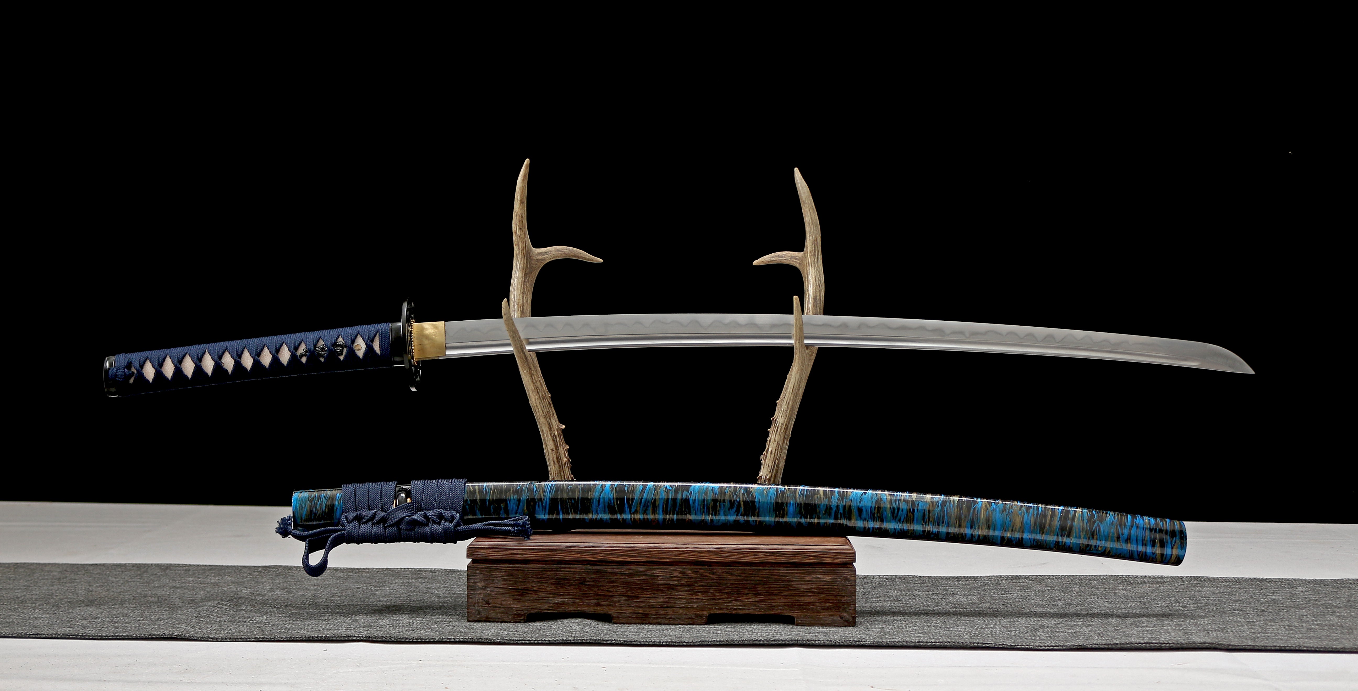 Hand Forged Japanese Katana Abyssal Poseidon's Wrath Blade(1095 Carbon Steel)