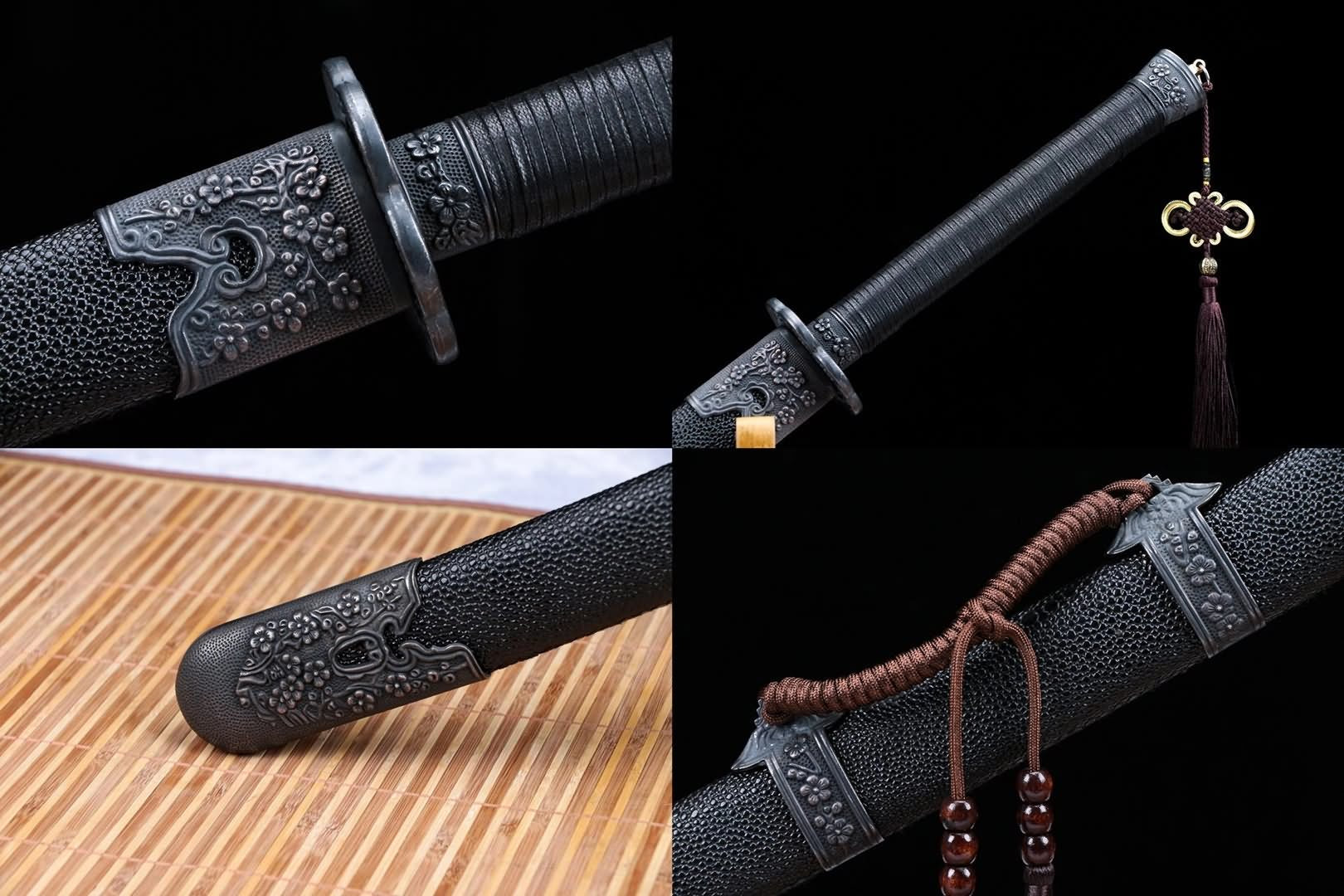 Hand Forged Broadsword,Forged 1060 Carbon Steel blade,Skin scabbard,Alloy fittings