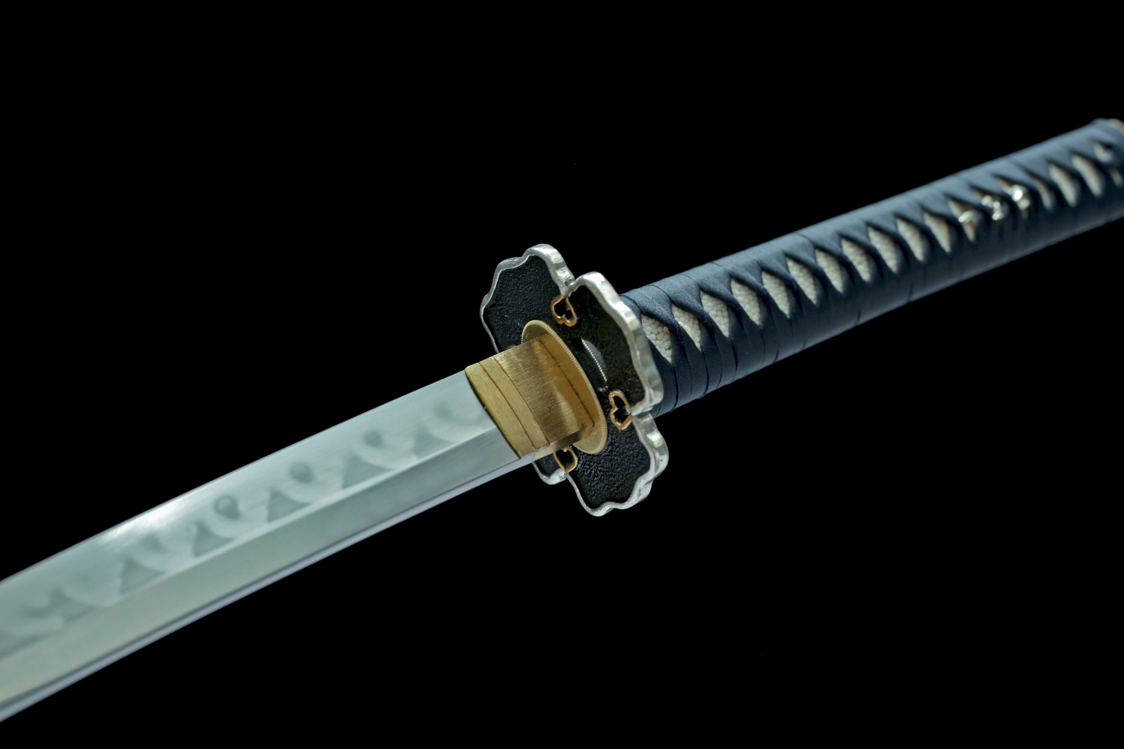 Lucent Benediction Katana: Where Heavenly Craft Meets Modern Mastery