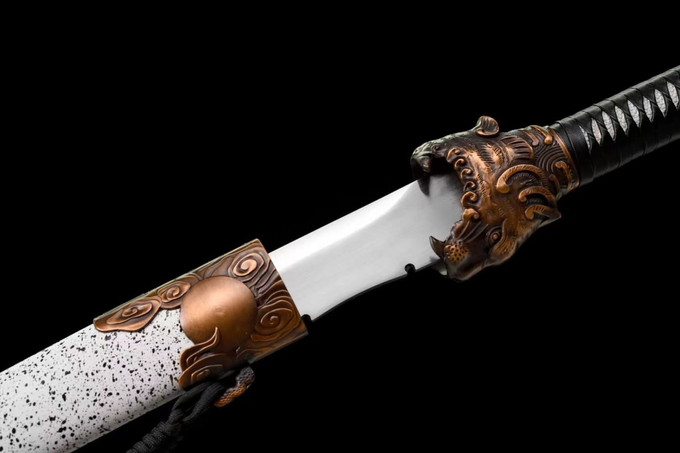 Tiger Tang dao High Carbon Steel red Blade,Alloy Fittings,Solid Wood Scabbard,LOONGSWORD