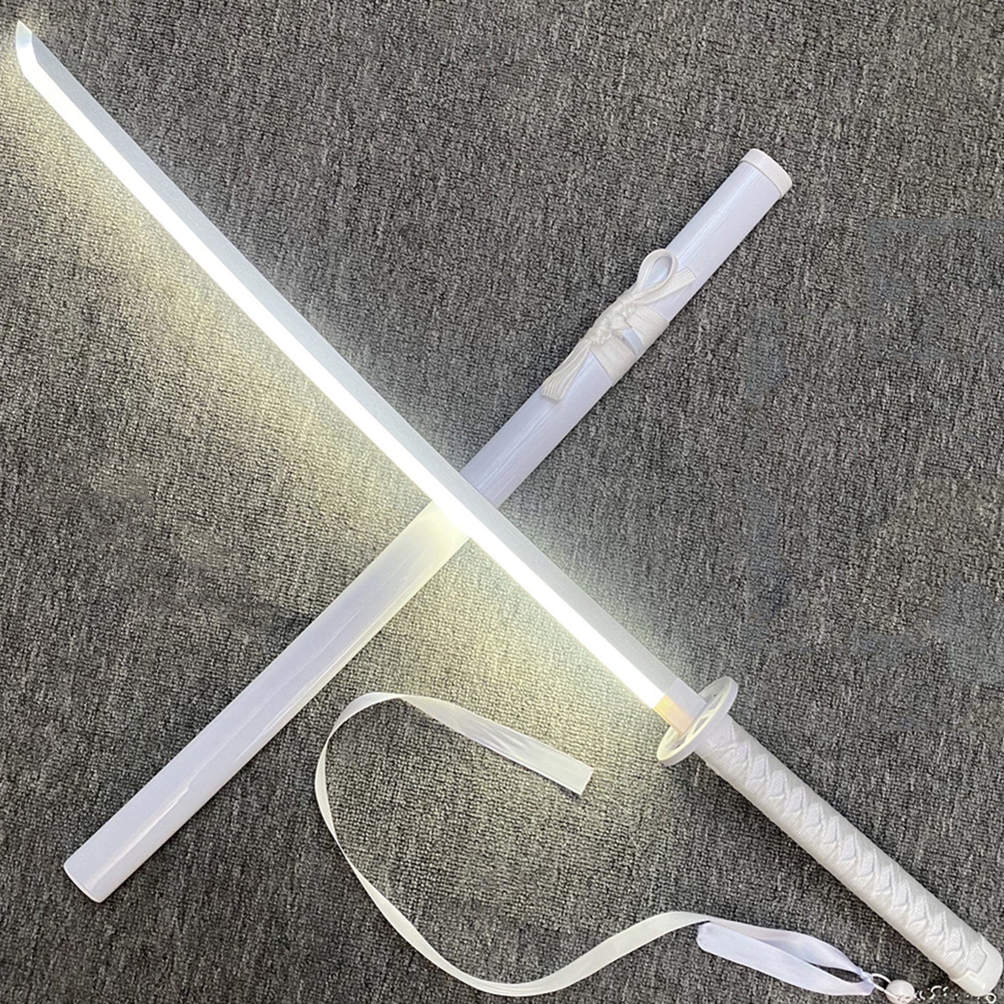 BLEACH Cosplay Katana Laser Toys Glowing Sword Kurosaki Ichigo Zanpakuto Sword（Wood + Acrylic）