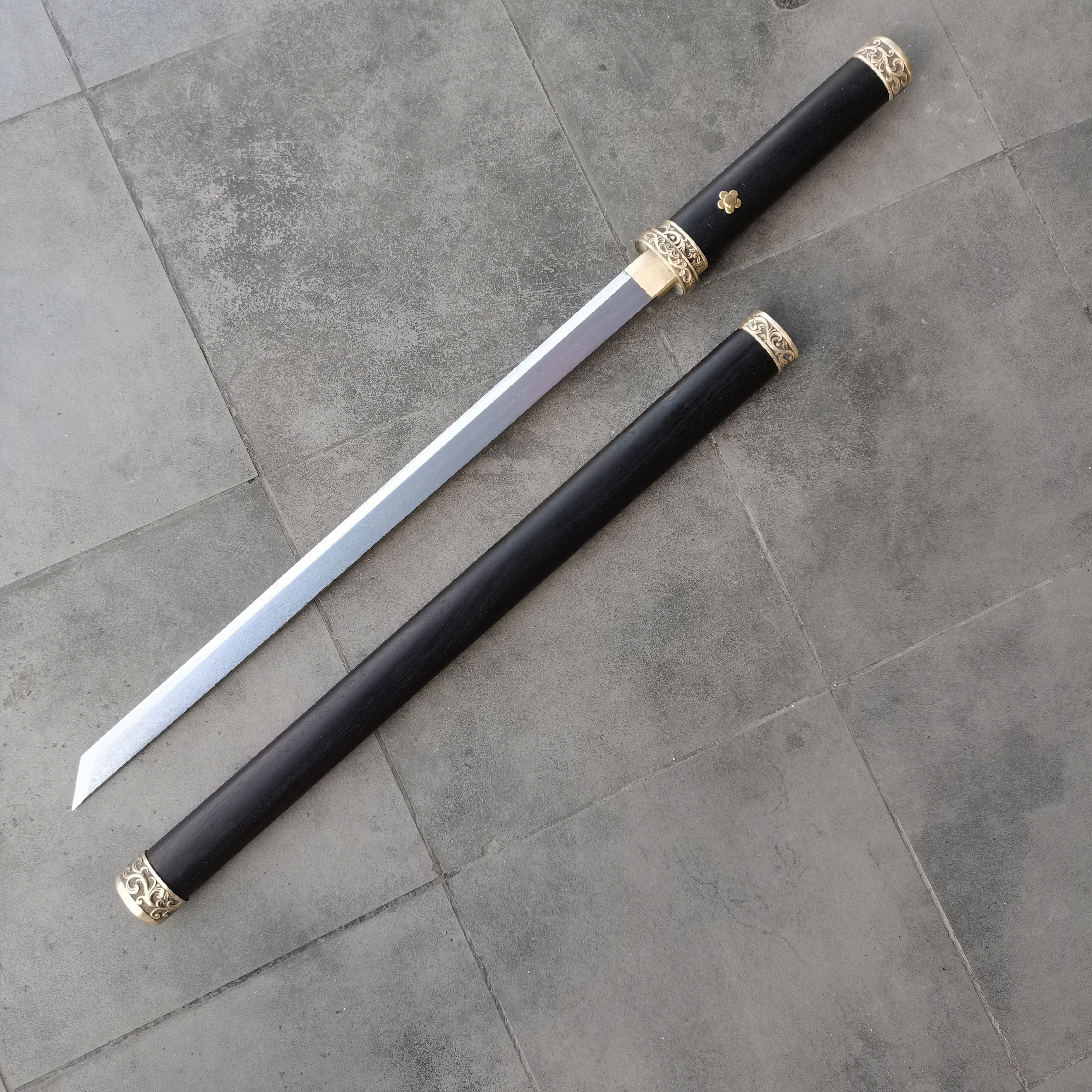 Hand Forged Blackwood Tang Heng sword(Damascus steel)