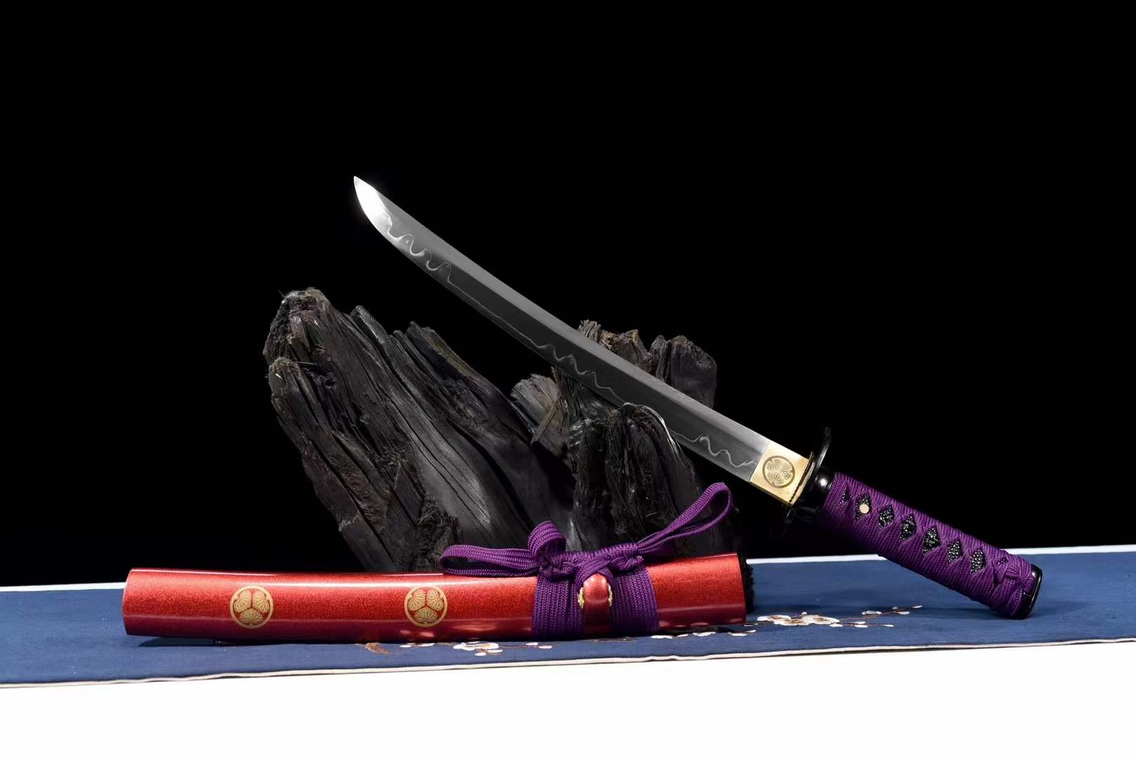 Hand Forged Japanese Tanto Purple Brake (Buddhist Temple)