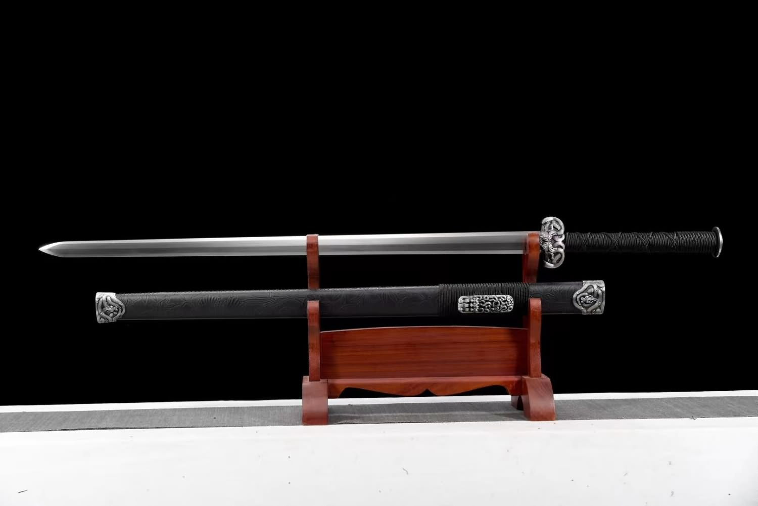 Chinese sword,Han jian High Carbon Steel octahedral Blade,Alloy Fittings,Solid Wood+Fake Leather