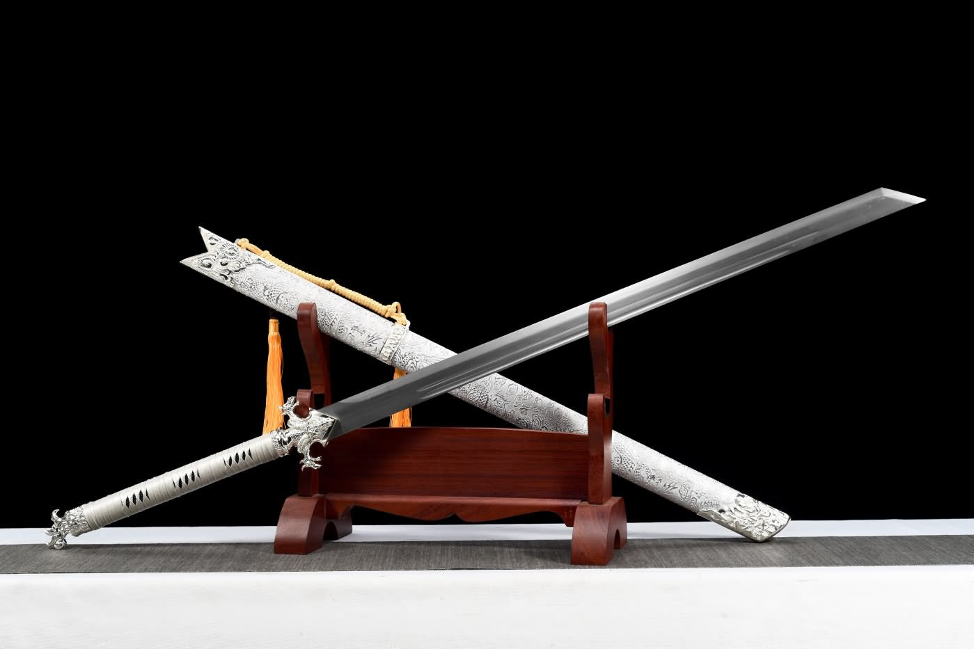 War Dragon dao Sword Real,High Carbon Steel Blade,Silver Leather Scabbard,LOONGSWORD