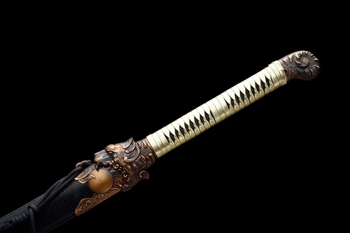 Hand Forged Chinese Sword,Tiger Saber,Hand Forged(1060 Carbon Steel Blade) Battle Ready