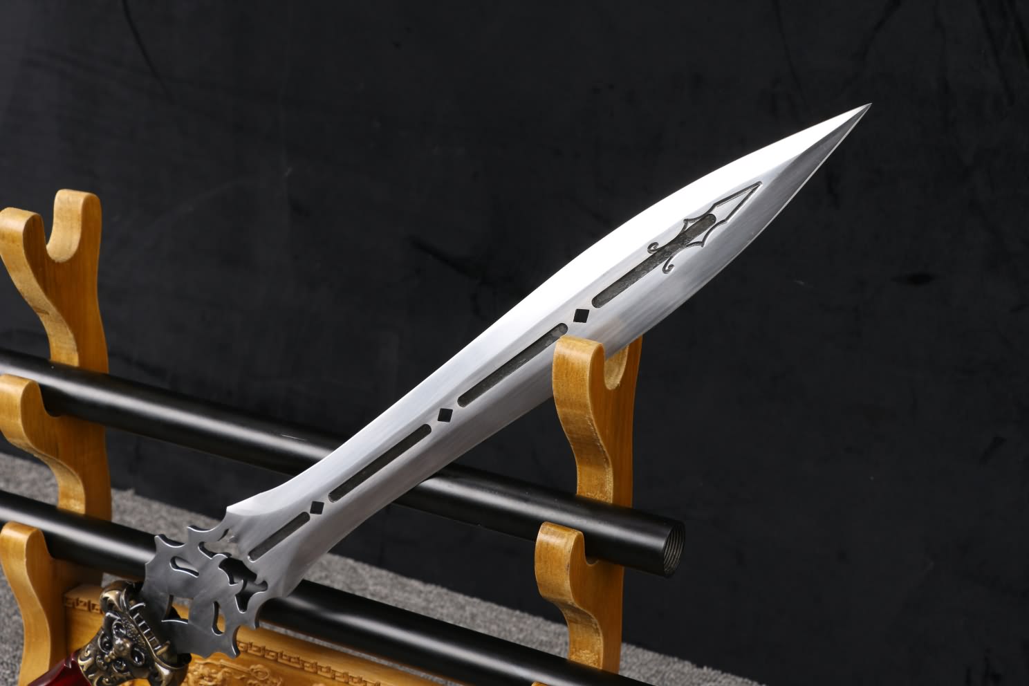 Hand Forged Chinese Spear - 1060 Carbon Steel Blade for Martial Arts Training & Display