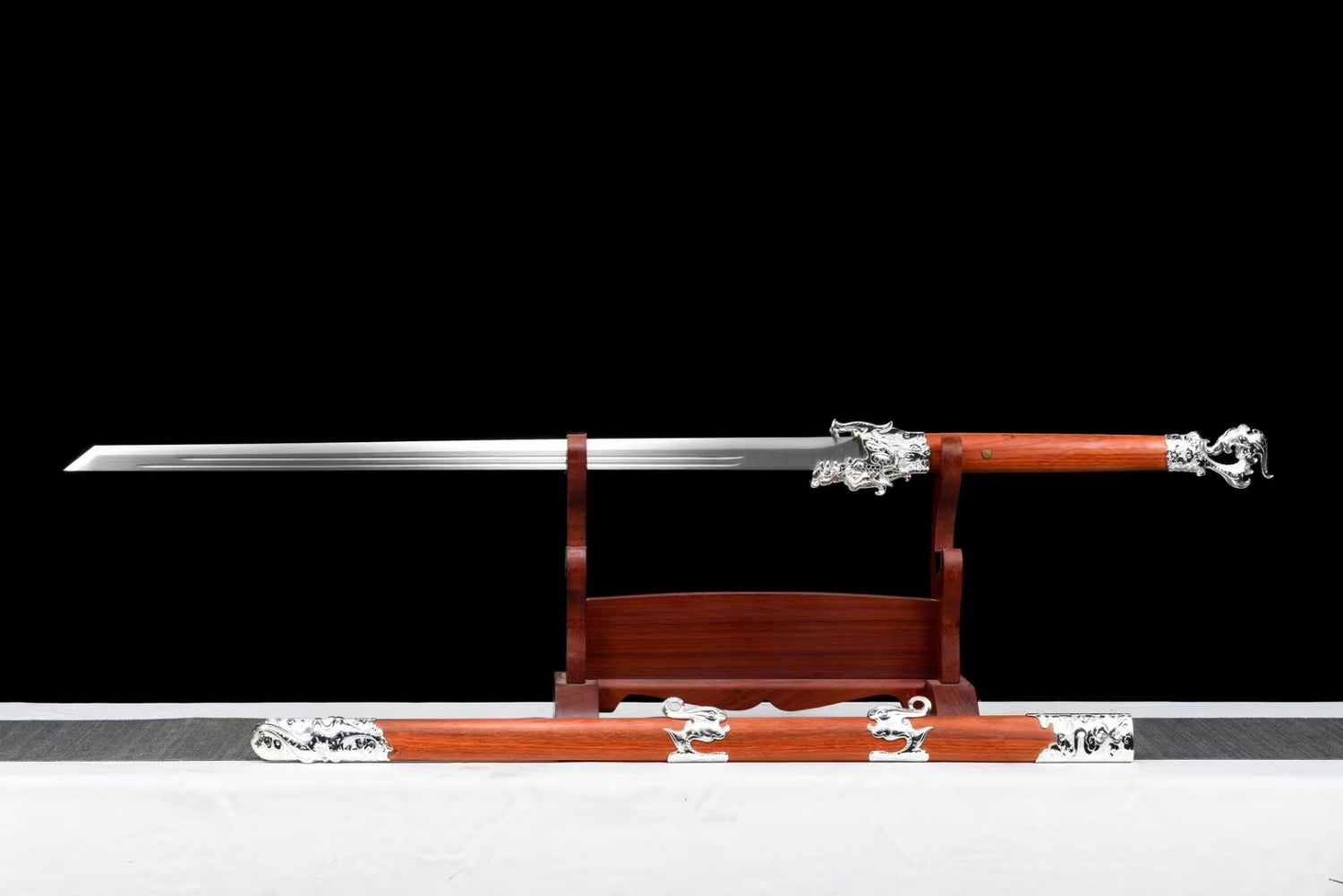 Dragon Tang dao High Carbon Steel Blade, Redwood Scabbard