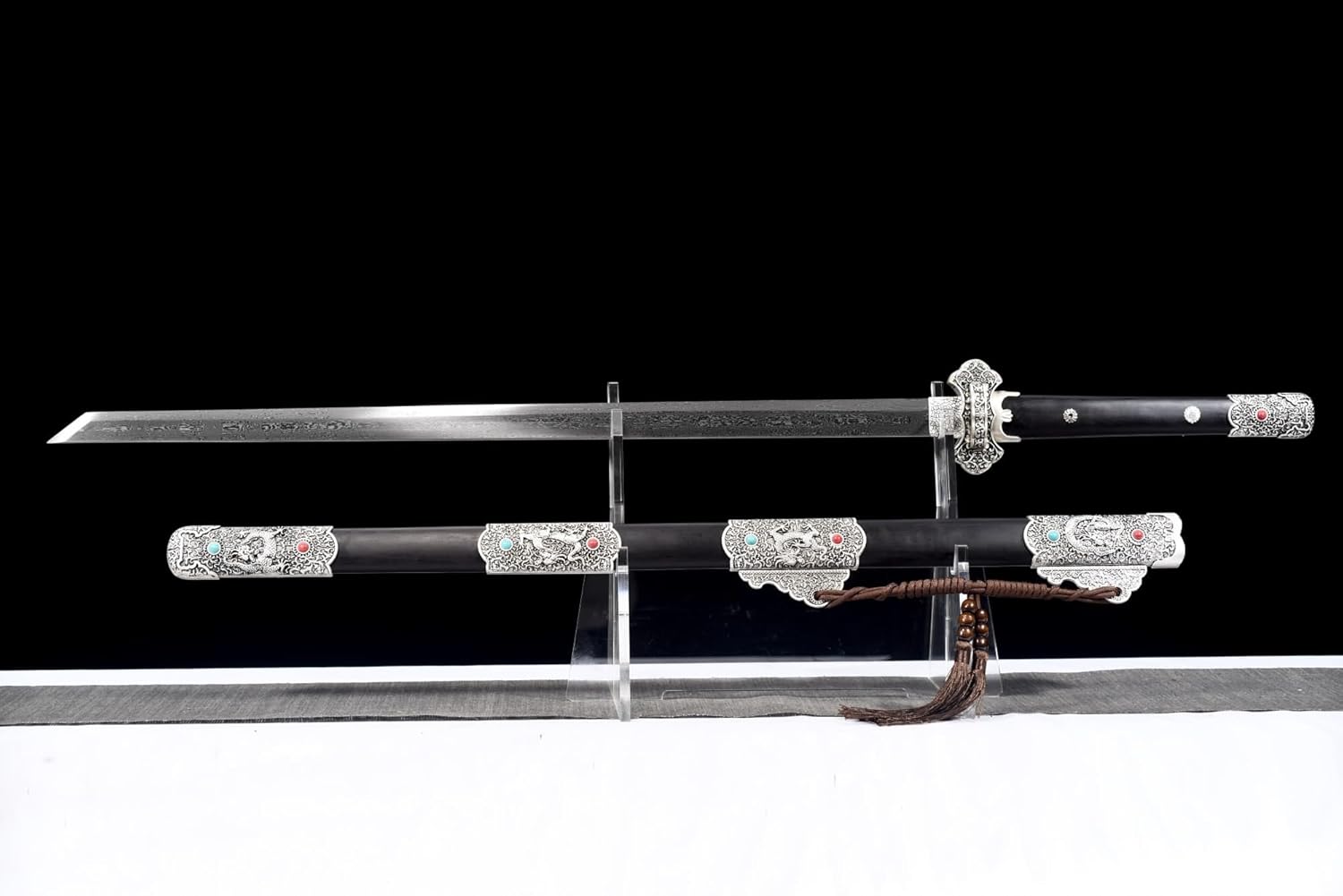 Hand Forged Tang Dao Sword - Damascus Steel with Tang Dynasty Design