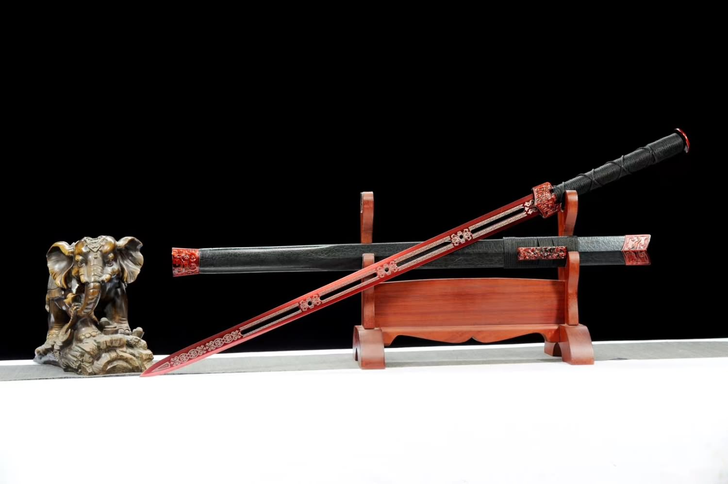 Traditional Chinese Sword High Manganese Steel Blade with Blood-Red Hollow Design
