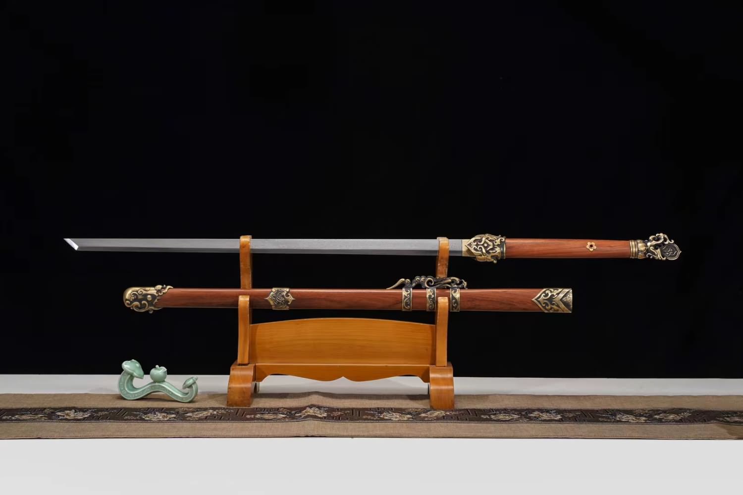 Rosefinch Tang dao Swords-Handcrafted Damascus Steel Blade with Brass Fittings Rosewood Scabbard