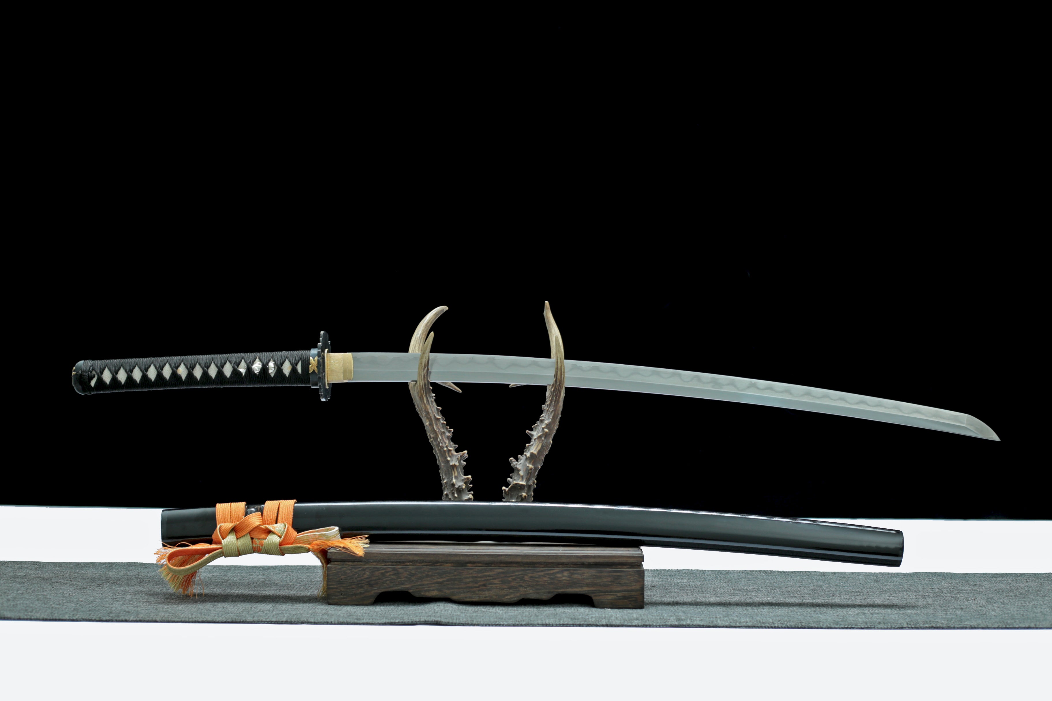 Hand Forged Japanese Katana Tenchu Storm Blade(Damascus Steel)