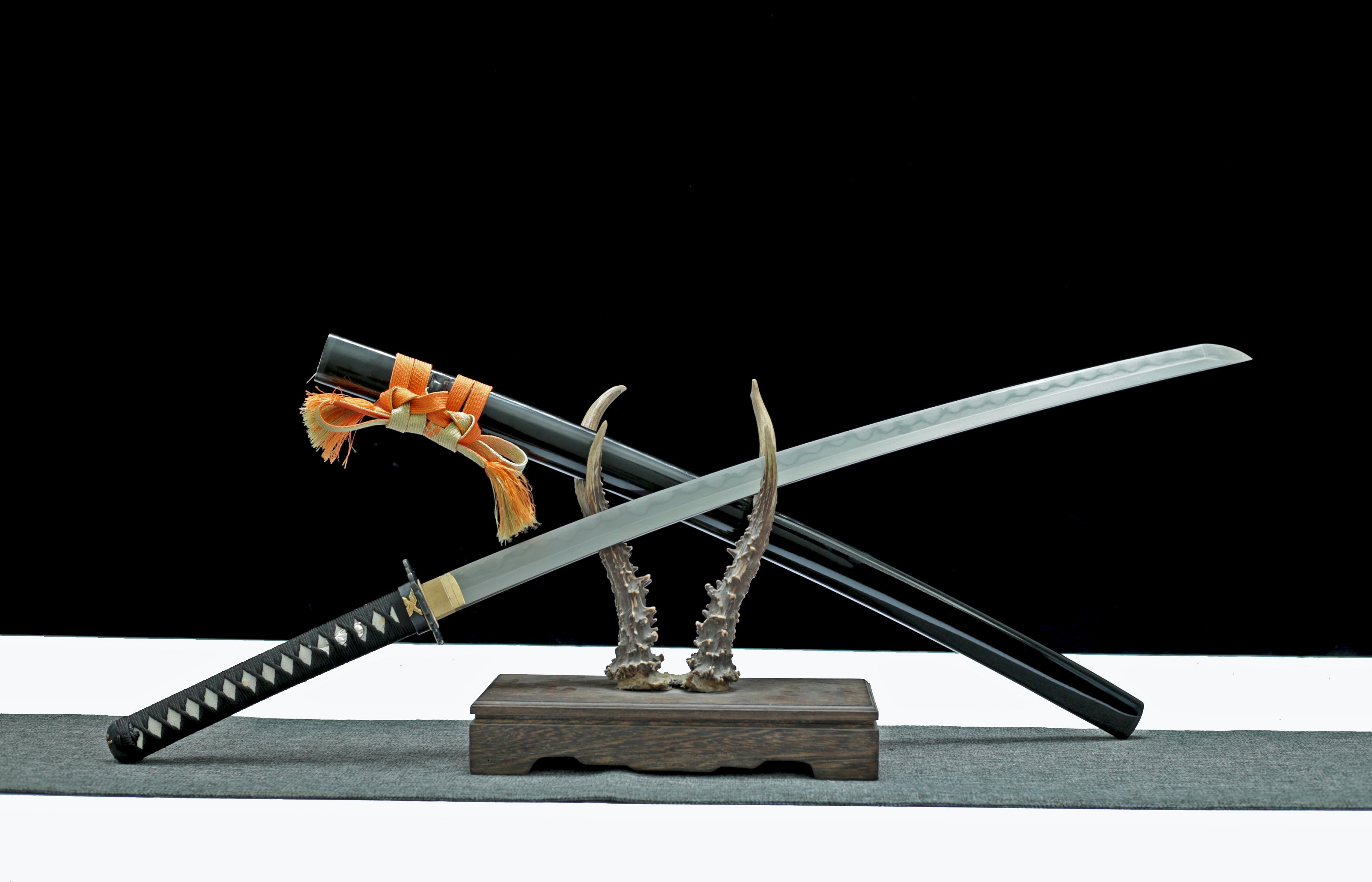Hand Forged Japanese Katana Tenchu Storm Blade(Damascus Steel)