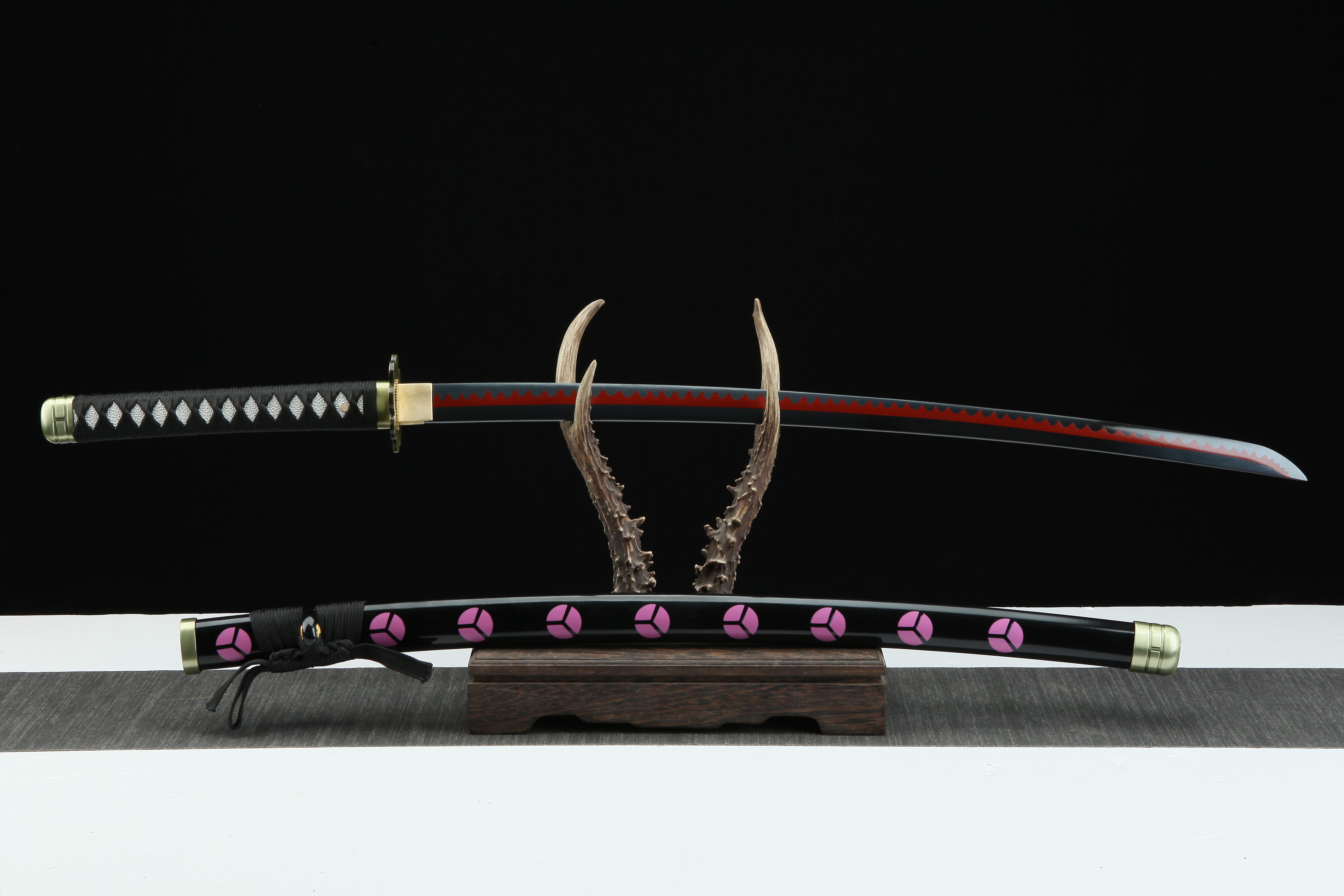Hand Forged ONE PIECE Japanese Katana Roronoa Zoro Kusanagi Blade(1045 Carbon Steel)
