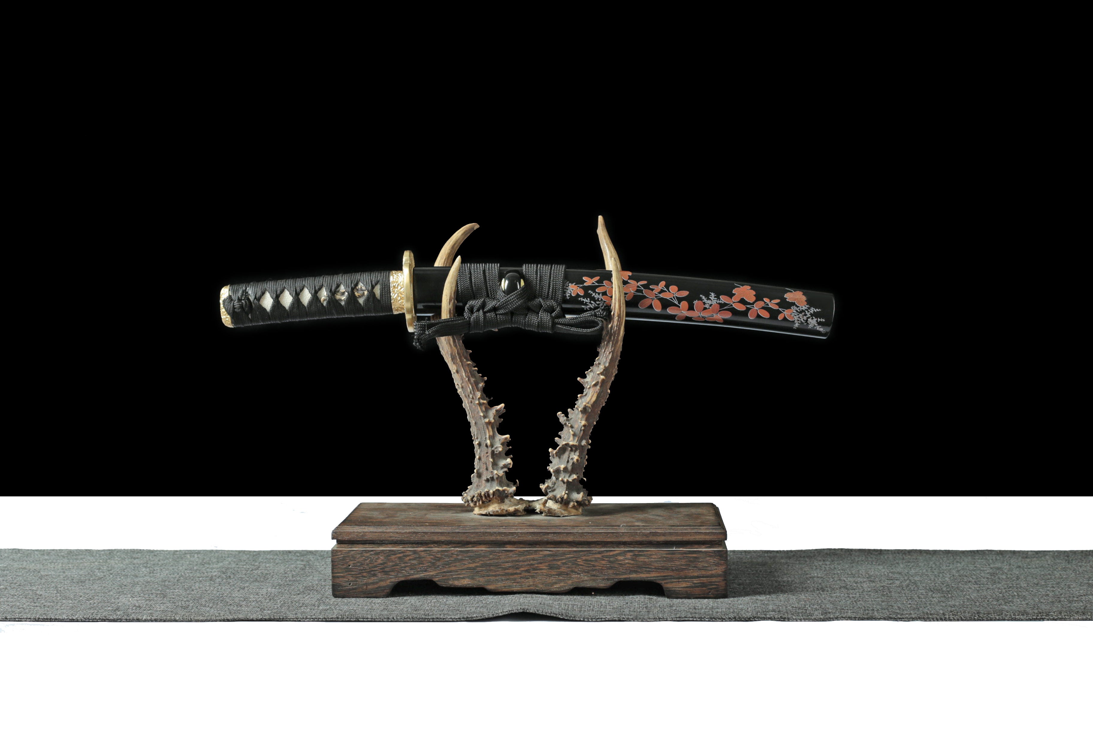 Hand Forged Japanese Tanto Kurohana-Mon Clay Tempering Blade(1095 Carbon Steel)