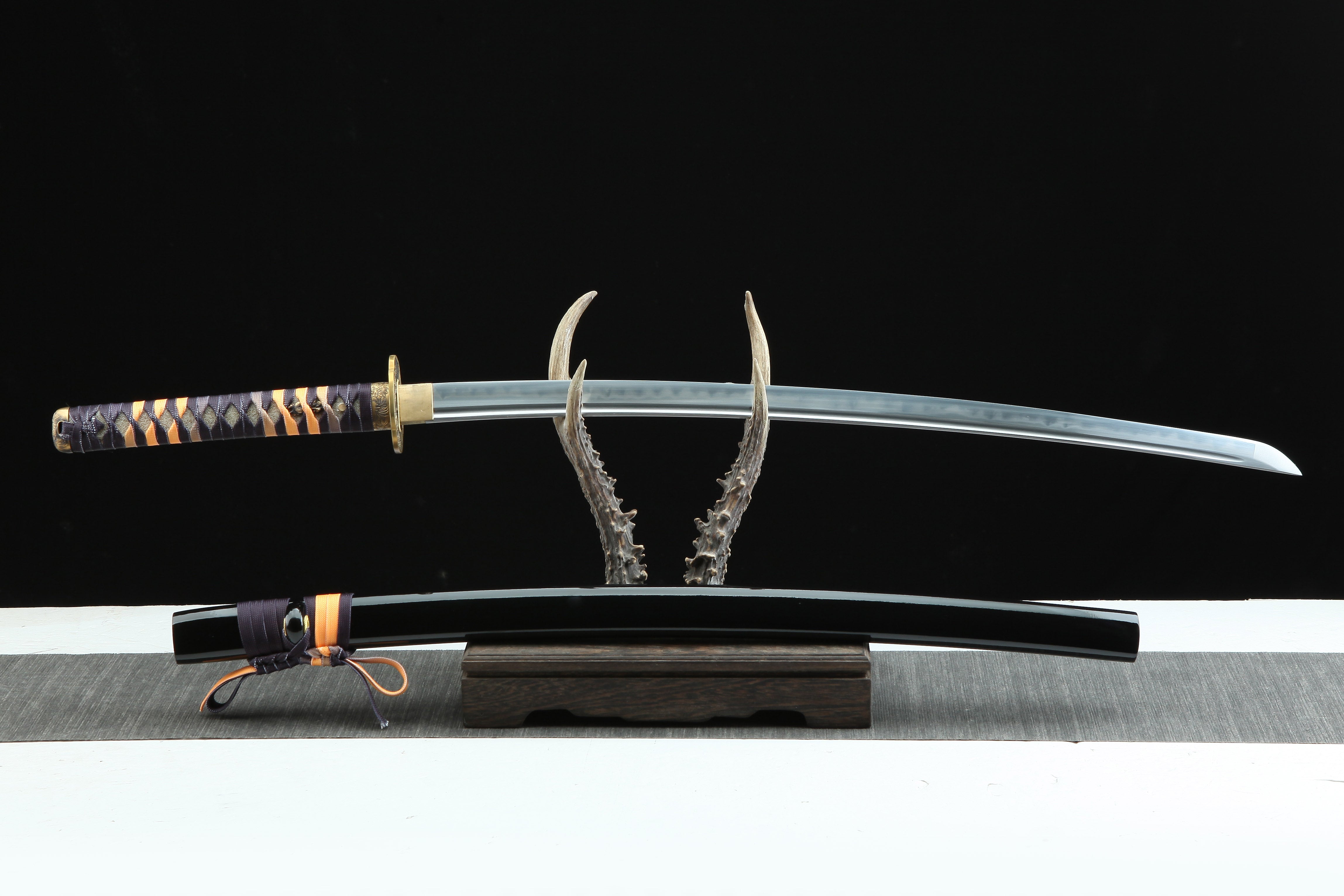 Hand Forged Japanese Katana Violetbloom Blade(1095 Carbon Steel)
