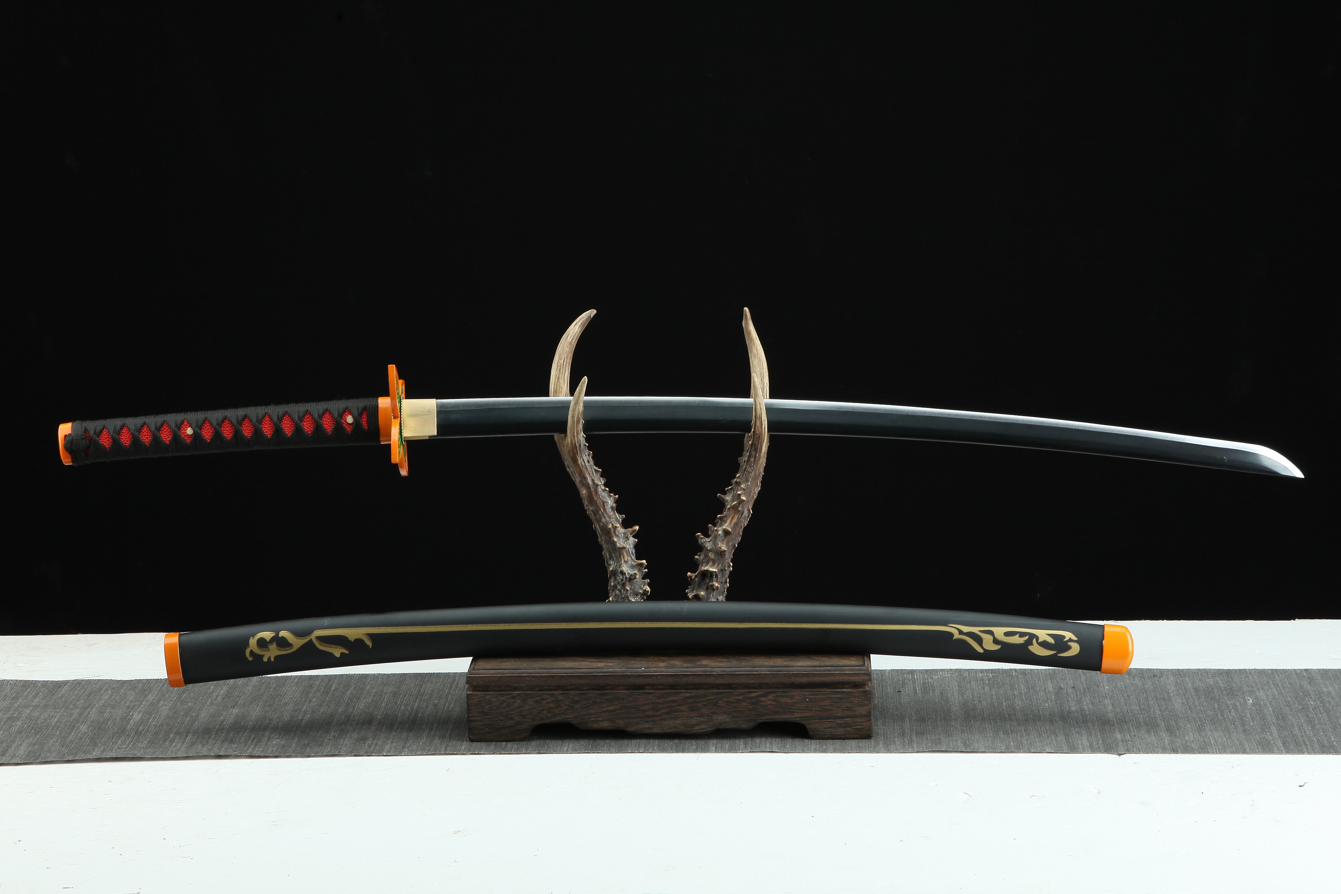 Hand Forged Demon Slayer Katana Kochou Shinobu Generation One Nichirin Sword(1045 Carbon Steel)
