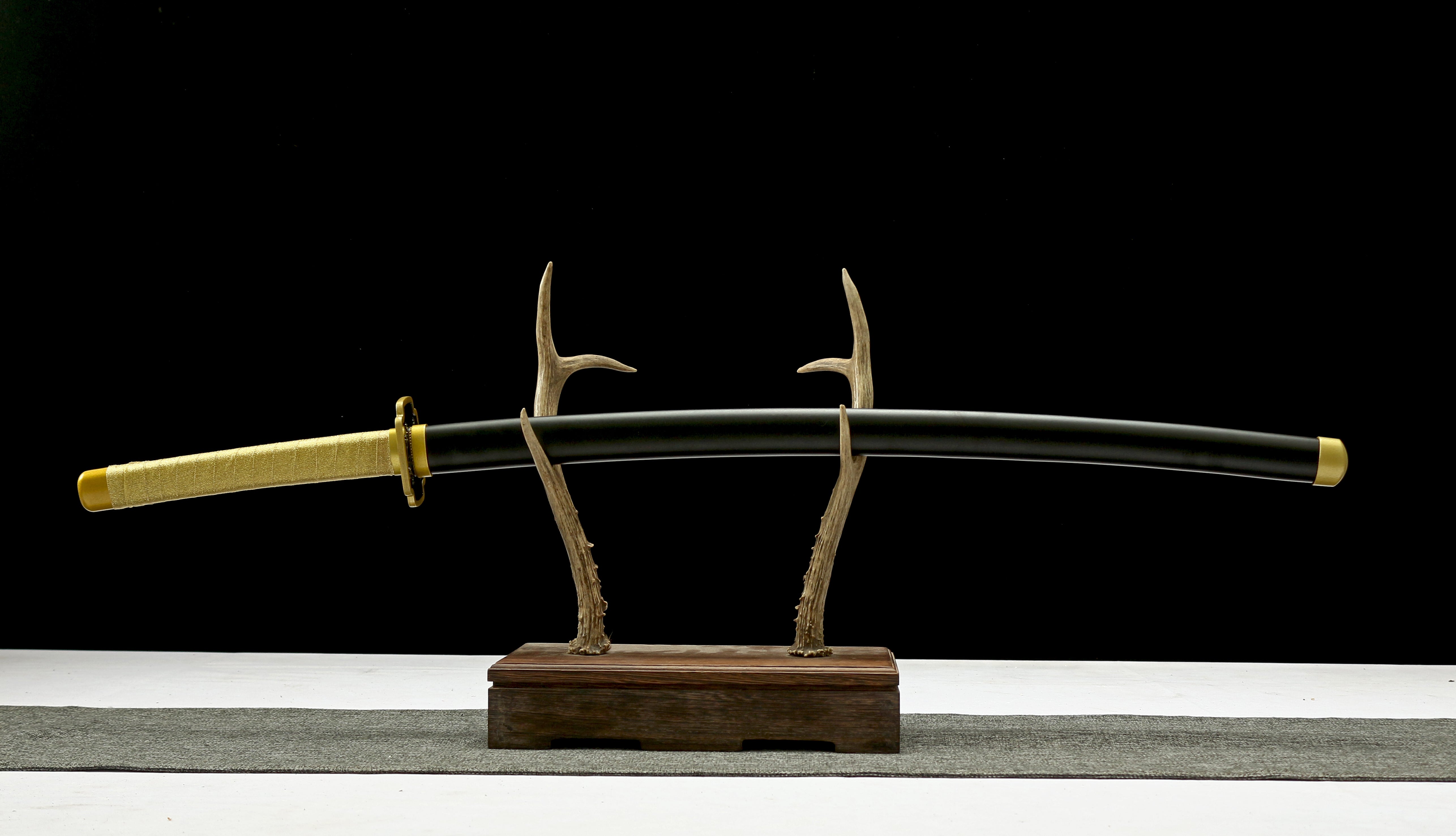 Hand Forged Demon Slayer Katana Tsugikuni Yoriichi Nichirin Sword(1045 Carbon Steel)