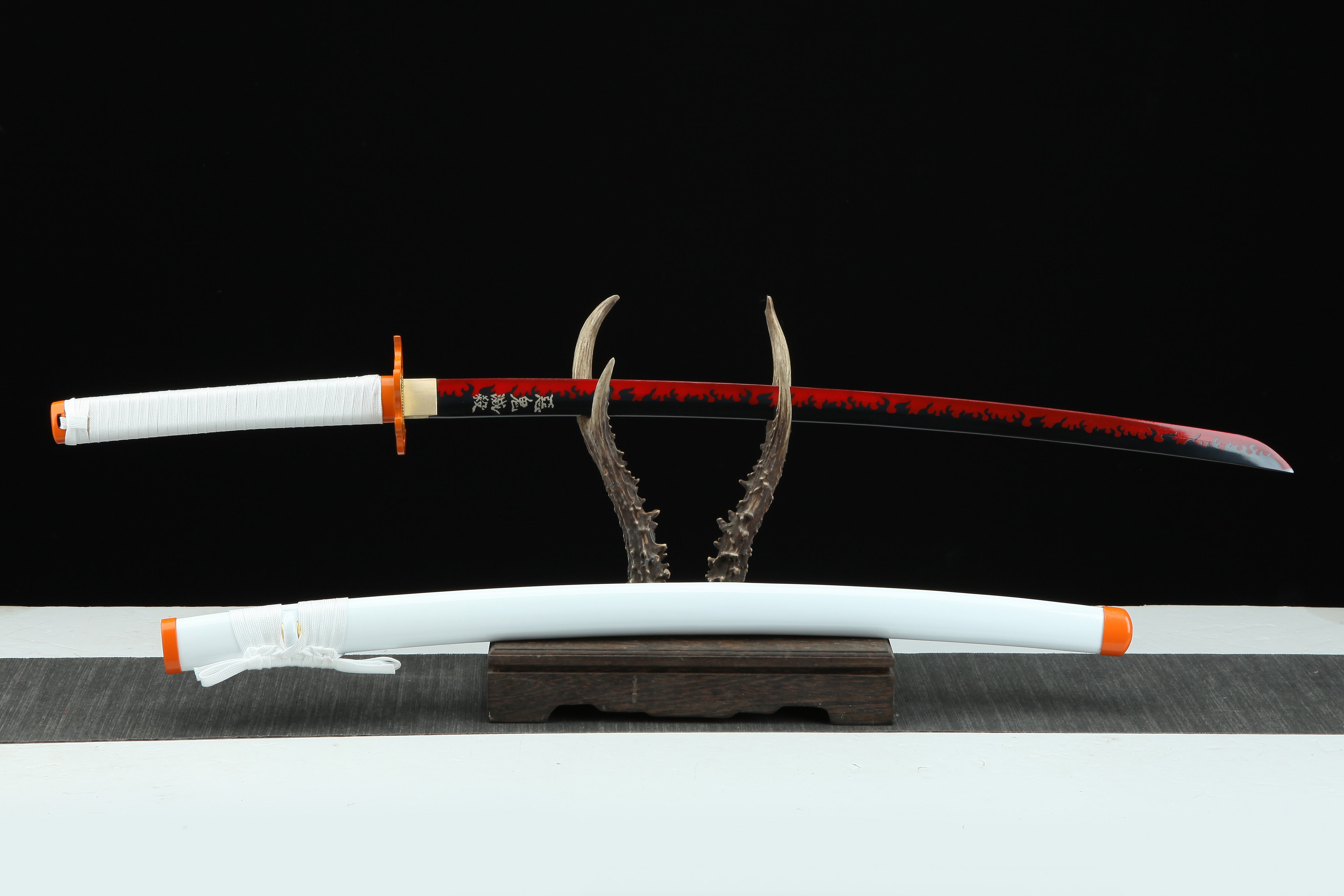 Hand Forged Demon Slayer Katana Rengoku Kyoujurou Nichirin Sword(1045 Carbon Steel)