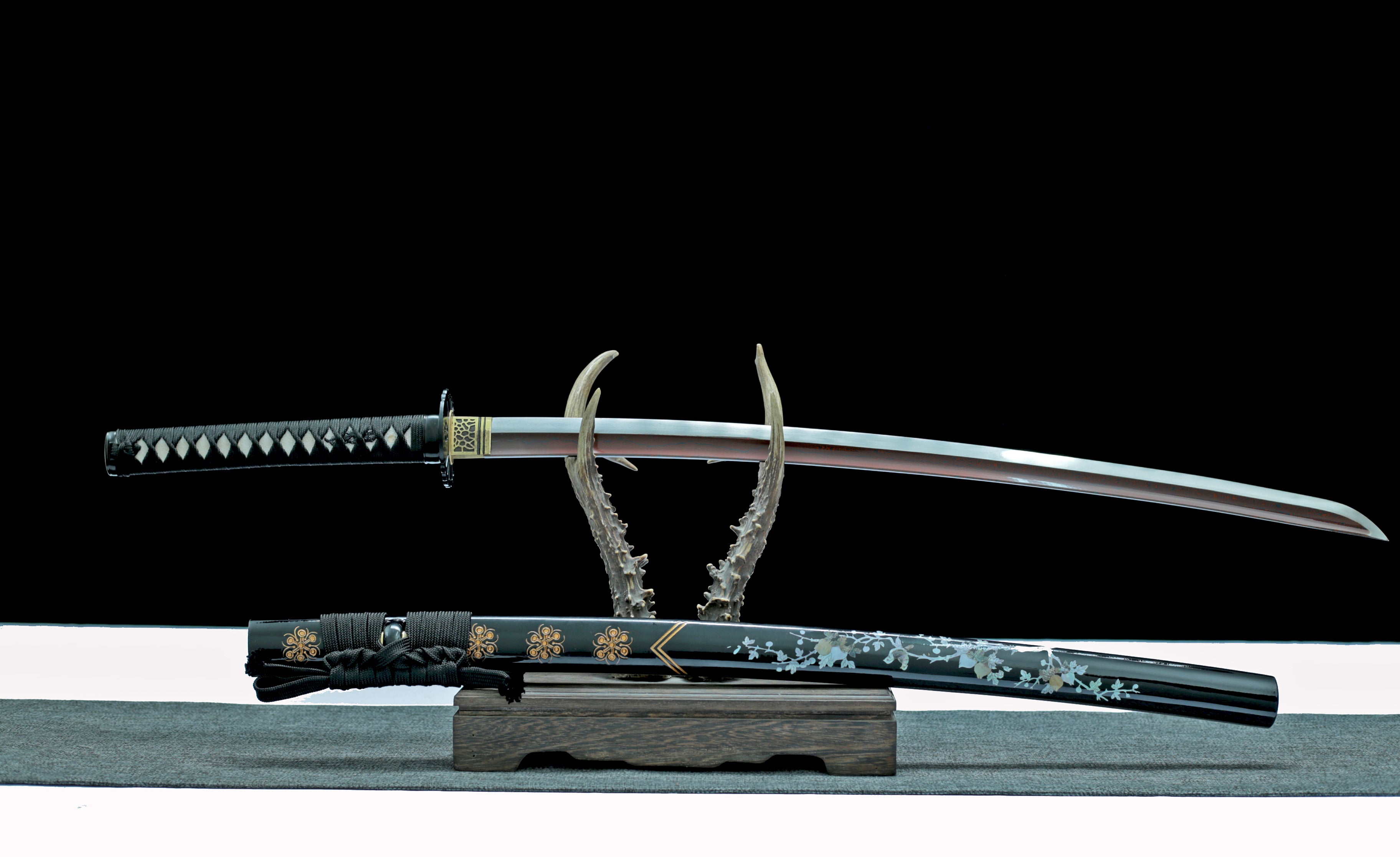 Hand Forged Japanese Katana Silversoul Phantom Blade(Damascus Steel)