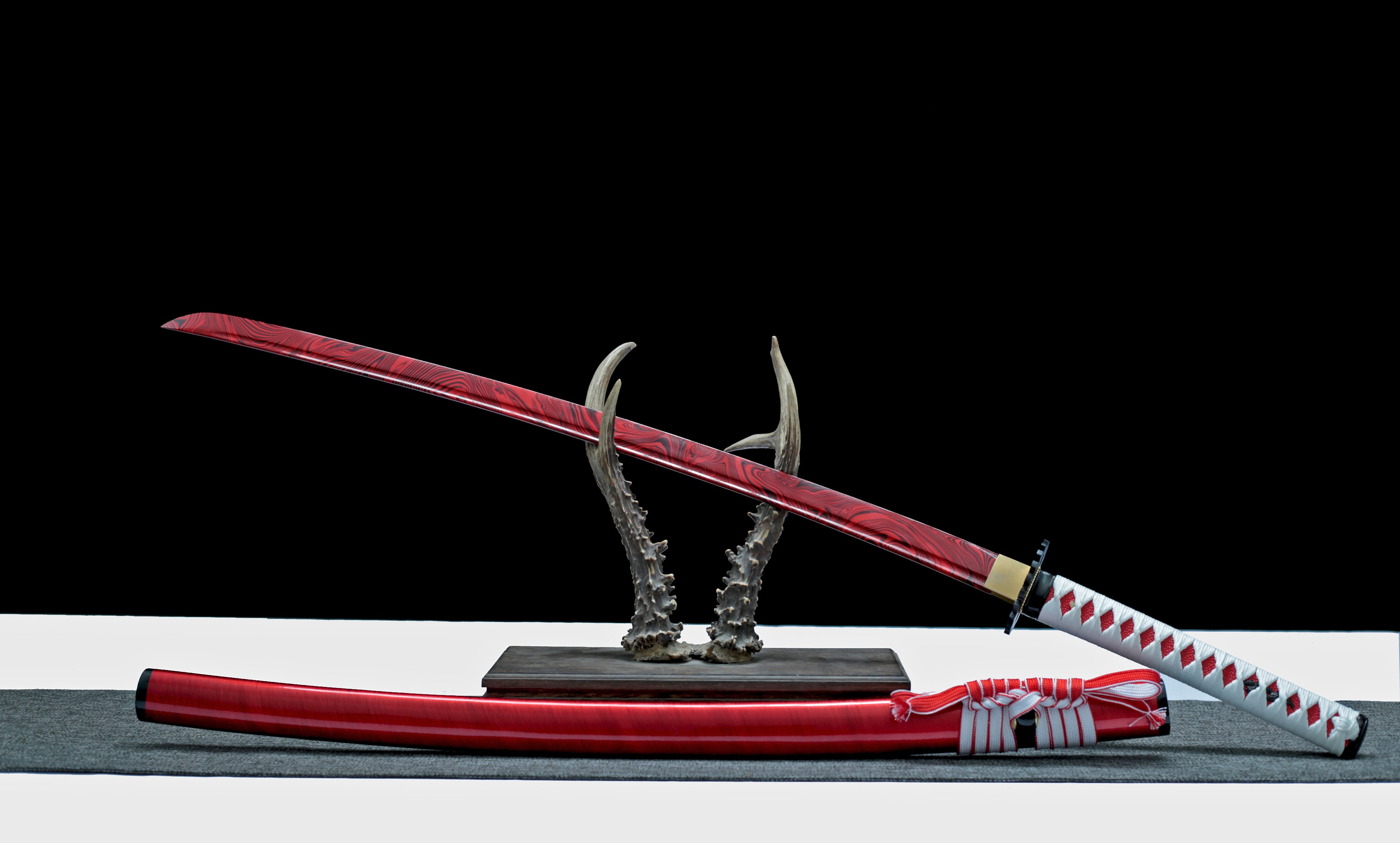 Hand Forged Japanese Katana Vermilion Harbinger Blade(1095 Carbon Steel)