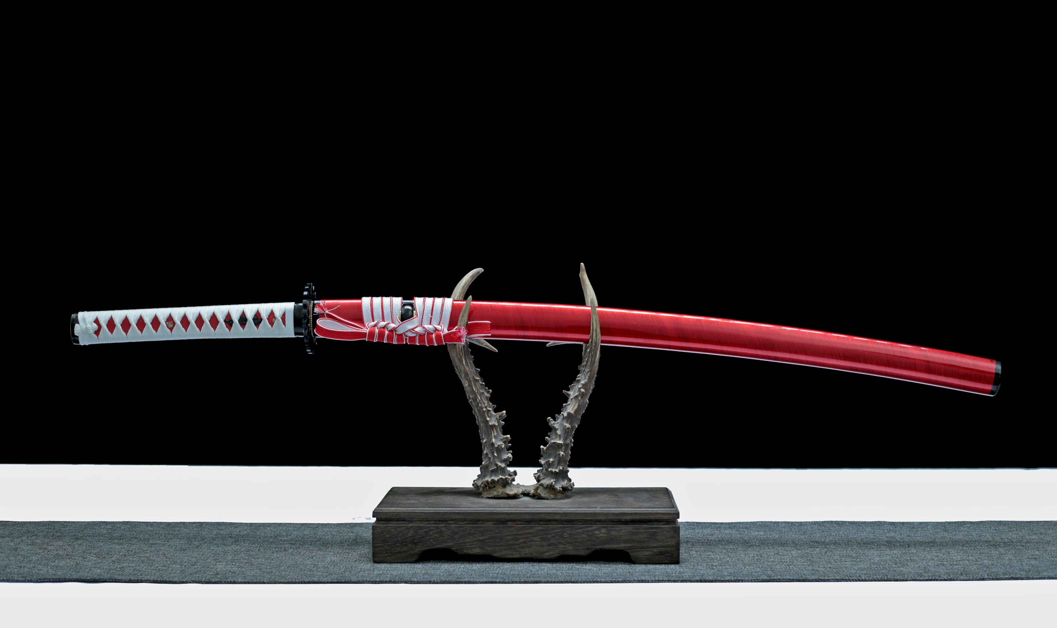 Hand Forged Japanese Katana Vermilion Harbinger Blade(1095 Carbon Steel)