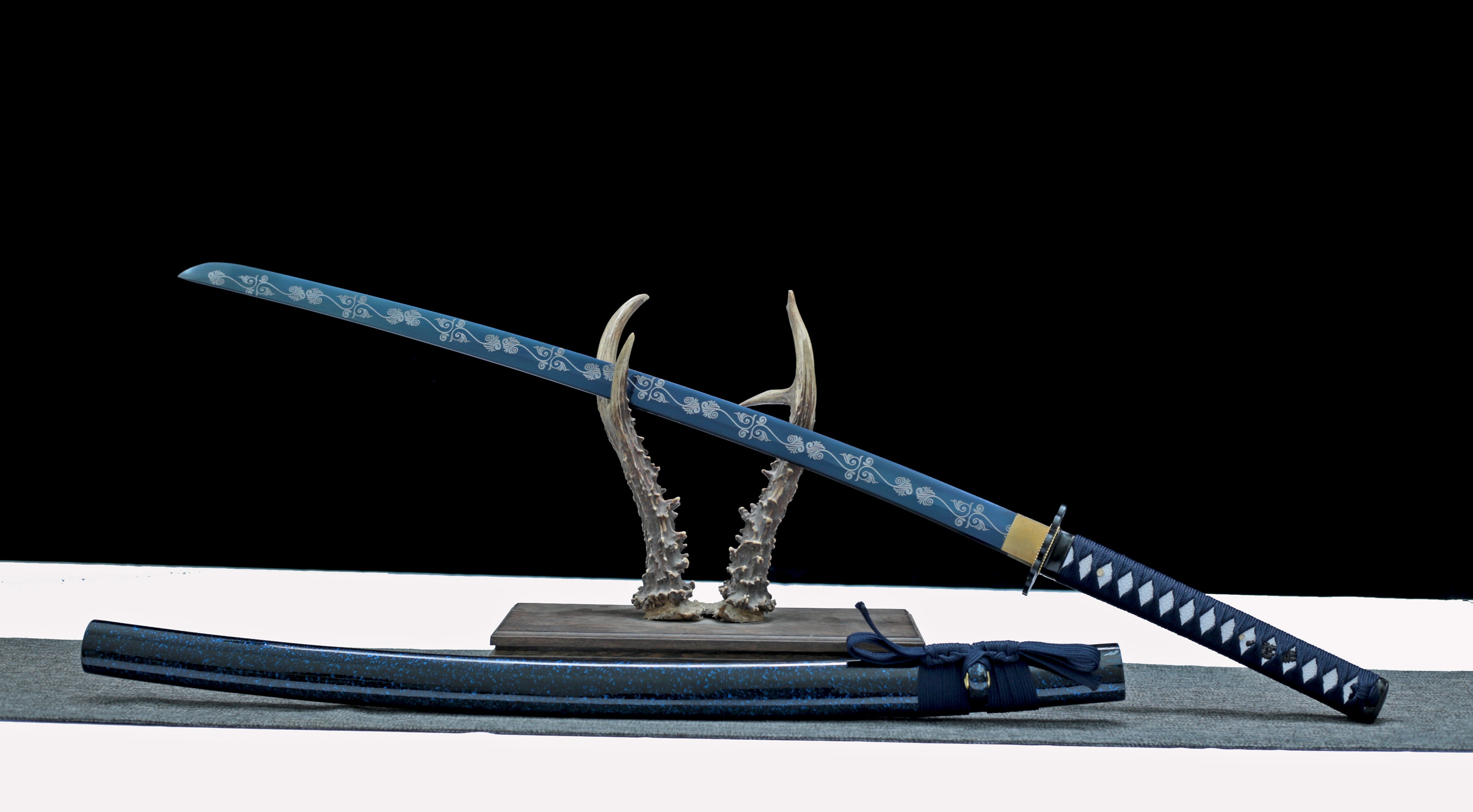 Hand Forged Japanese Katana Azure Wraithdance Blade(1095 Carbon Steel)