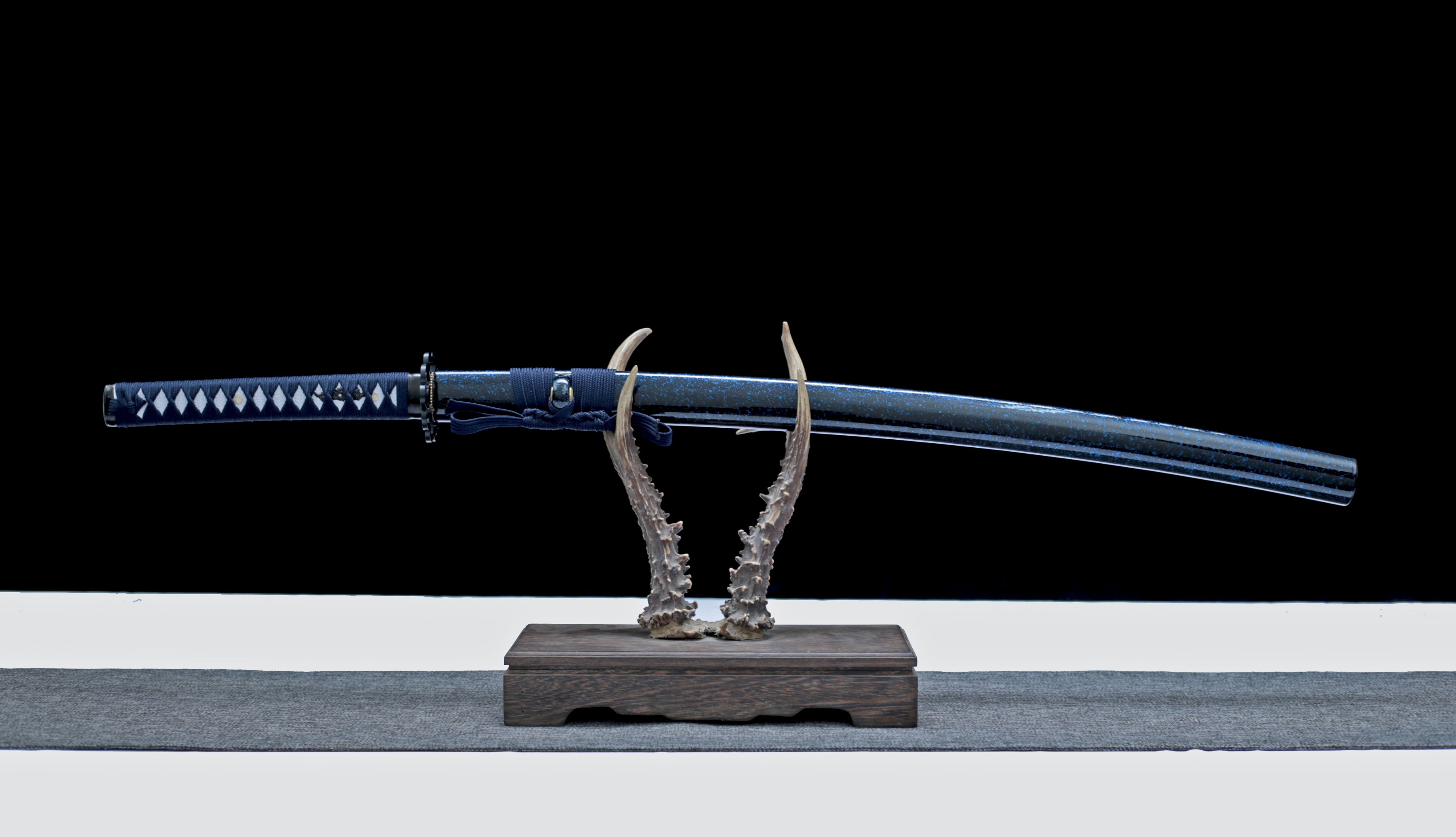 Hand Forged Japanese Katana Azure Wraithdance Blade(1095 Carbon Steel)