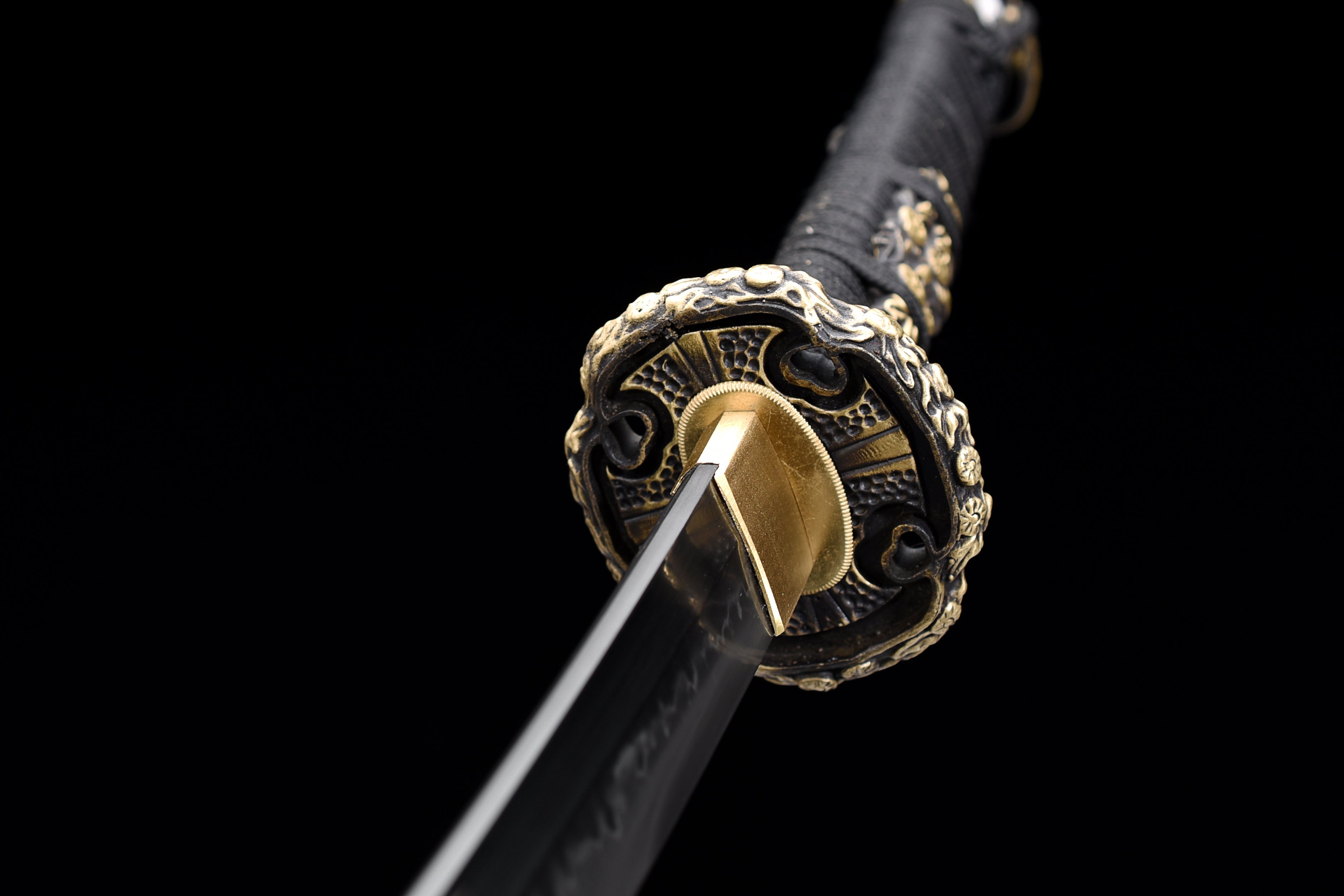 Hand Forged Japanese Tachi Imperial Citrus Clay Blade(Damascus Steel)