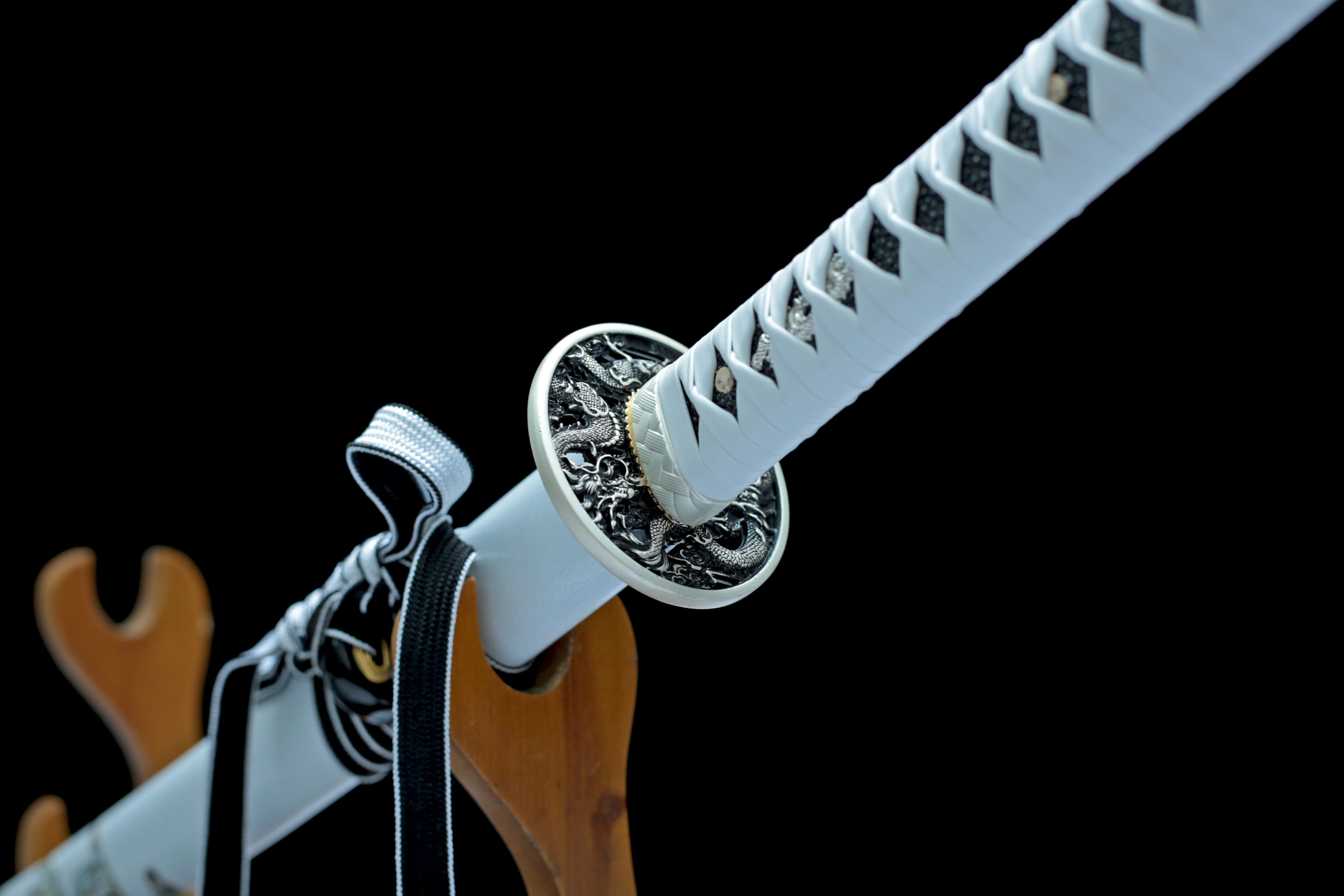 Hand Forged Japanese Katana Bai Mo's Eclipse Blade(1095 Carbon Steel)