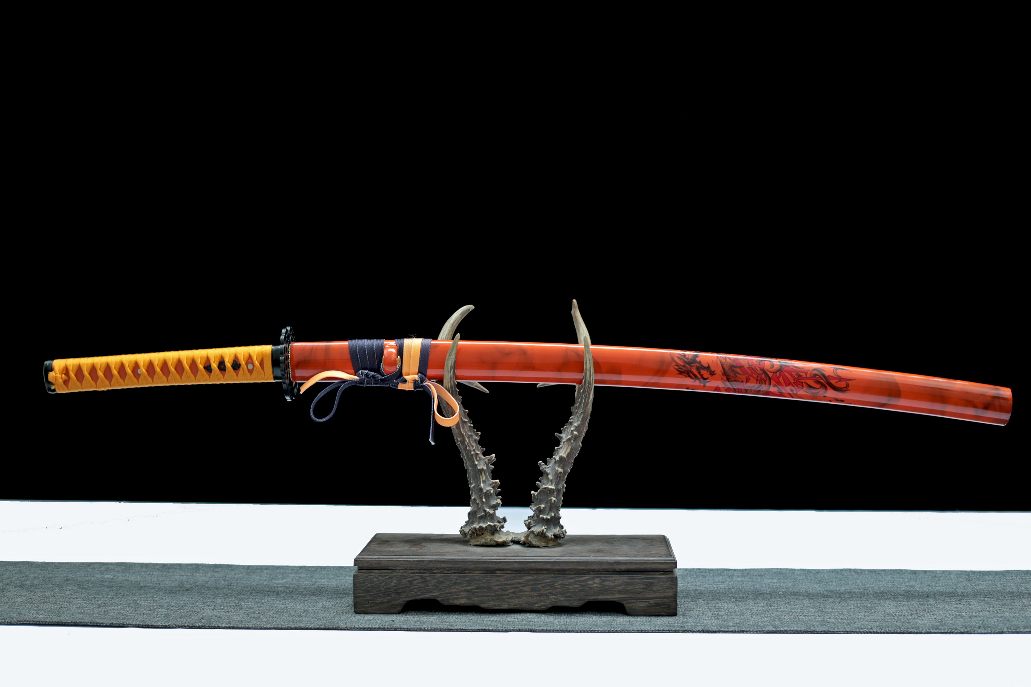Hand Forged Japanese Katana Amber Eidolon Blade(1095 Carbon Steel)