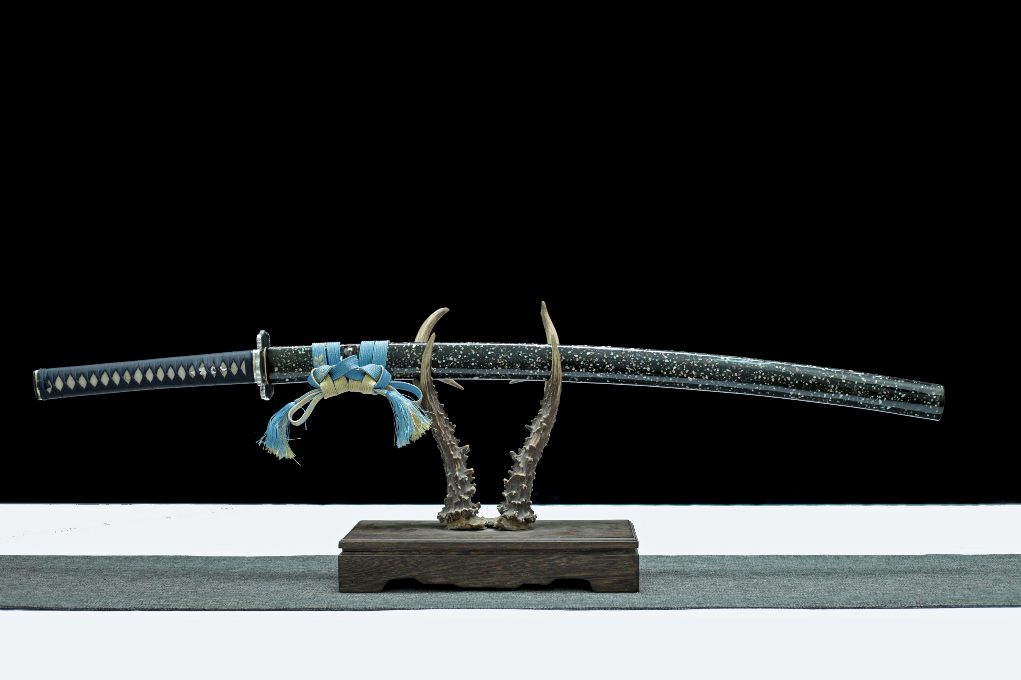 Hand Forged Japanese Katana Lucent Benediction Blade(1095 Carbon Steel)