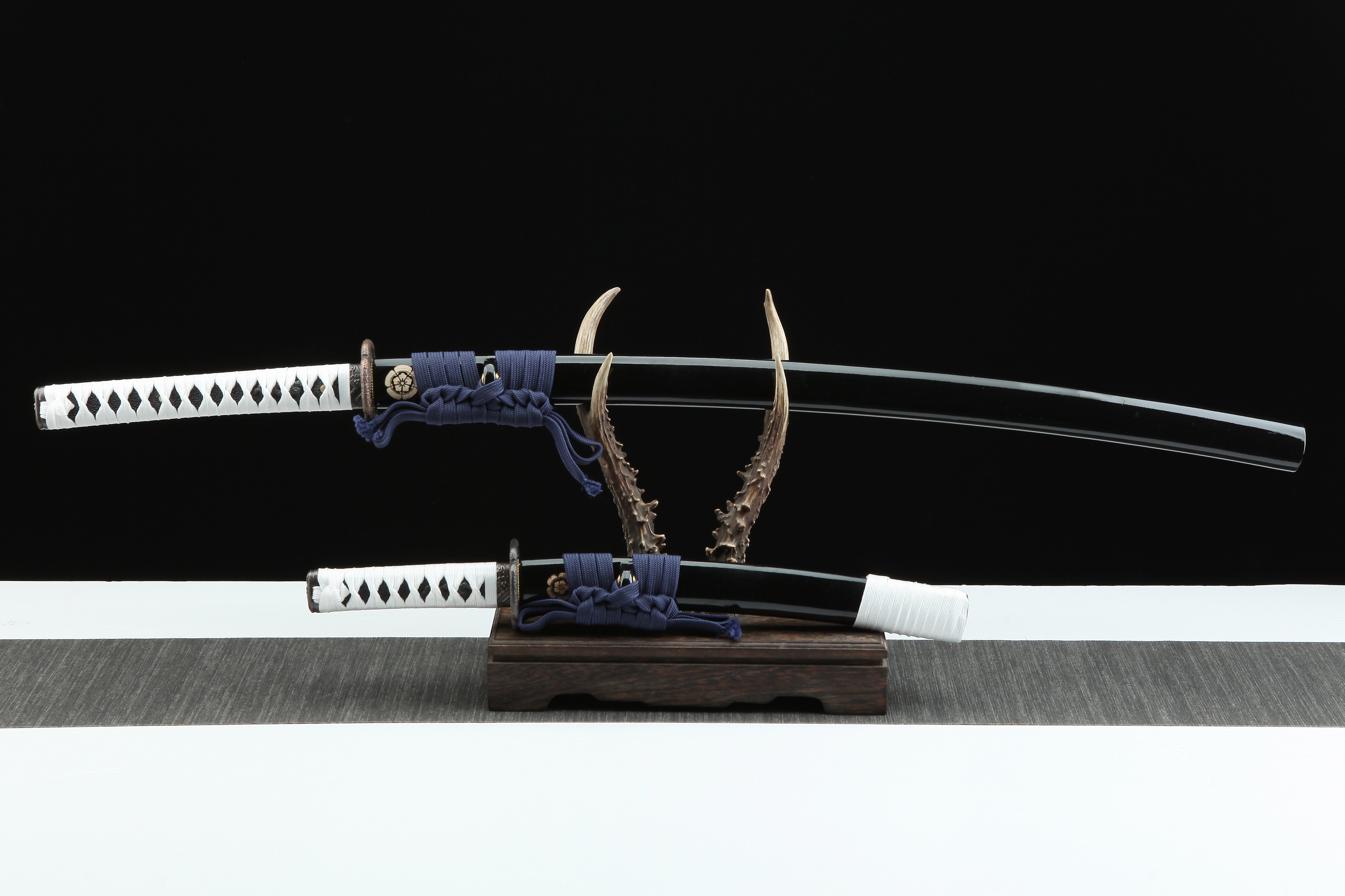 Hand Forged Ghost of Tsushima Katana Generation One Blade Set of 2(1095 Carbon Steel)