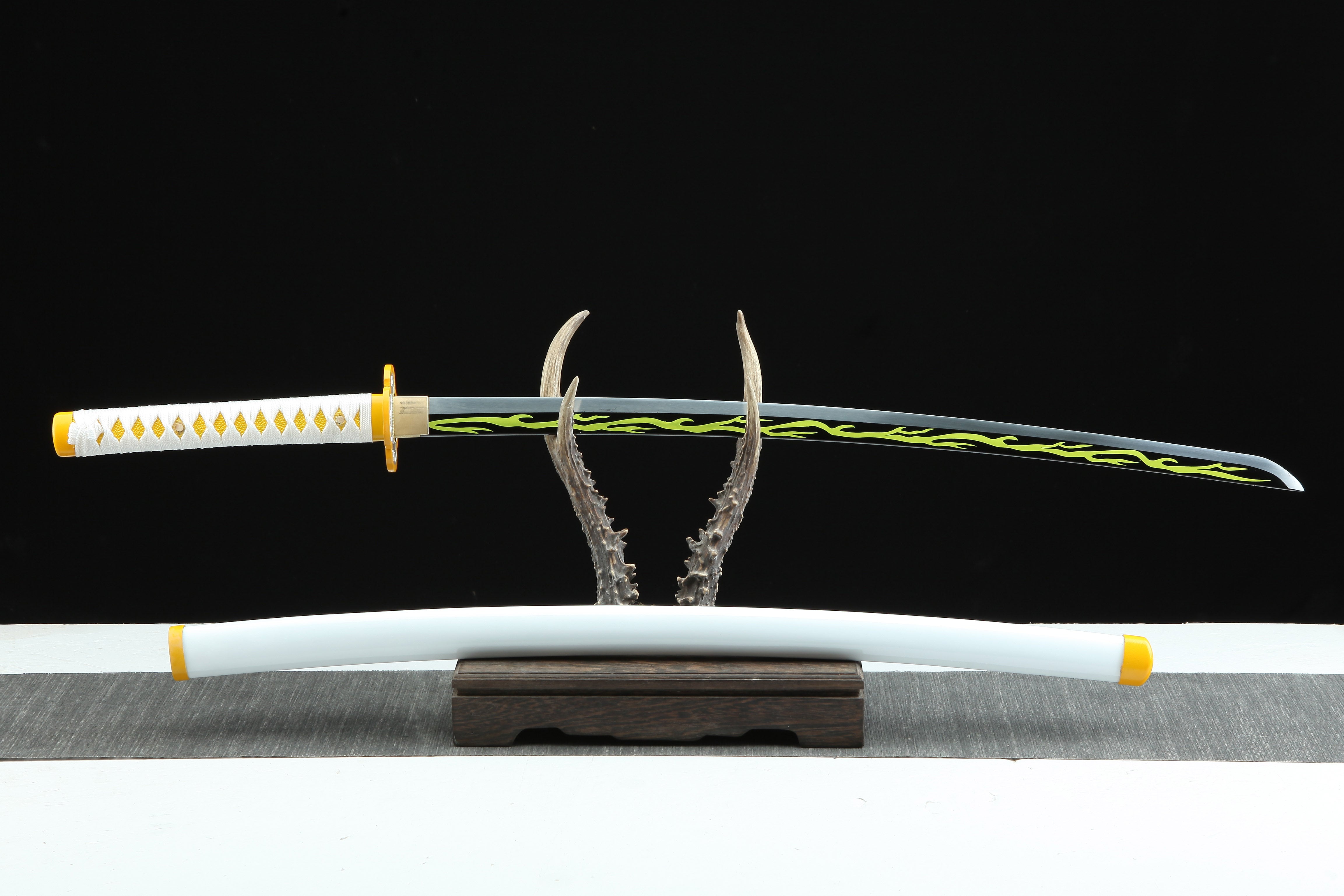 Hand Forged Demon Slayer Katana Agatsuma Zenitsu Nichirin Sword(1045 Carbon Steel)