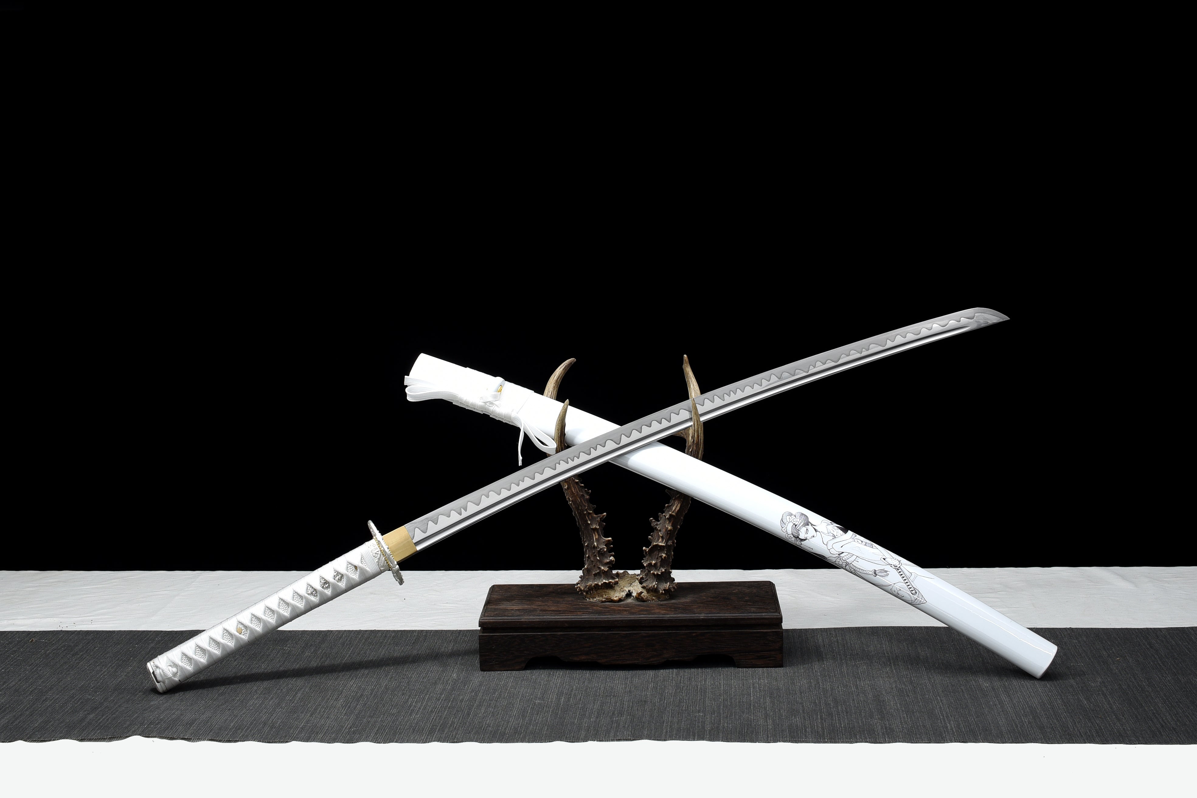 Hand Forged Japanese Katana First Frost's Dawn Blade(1095 Carbon Steel)