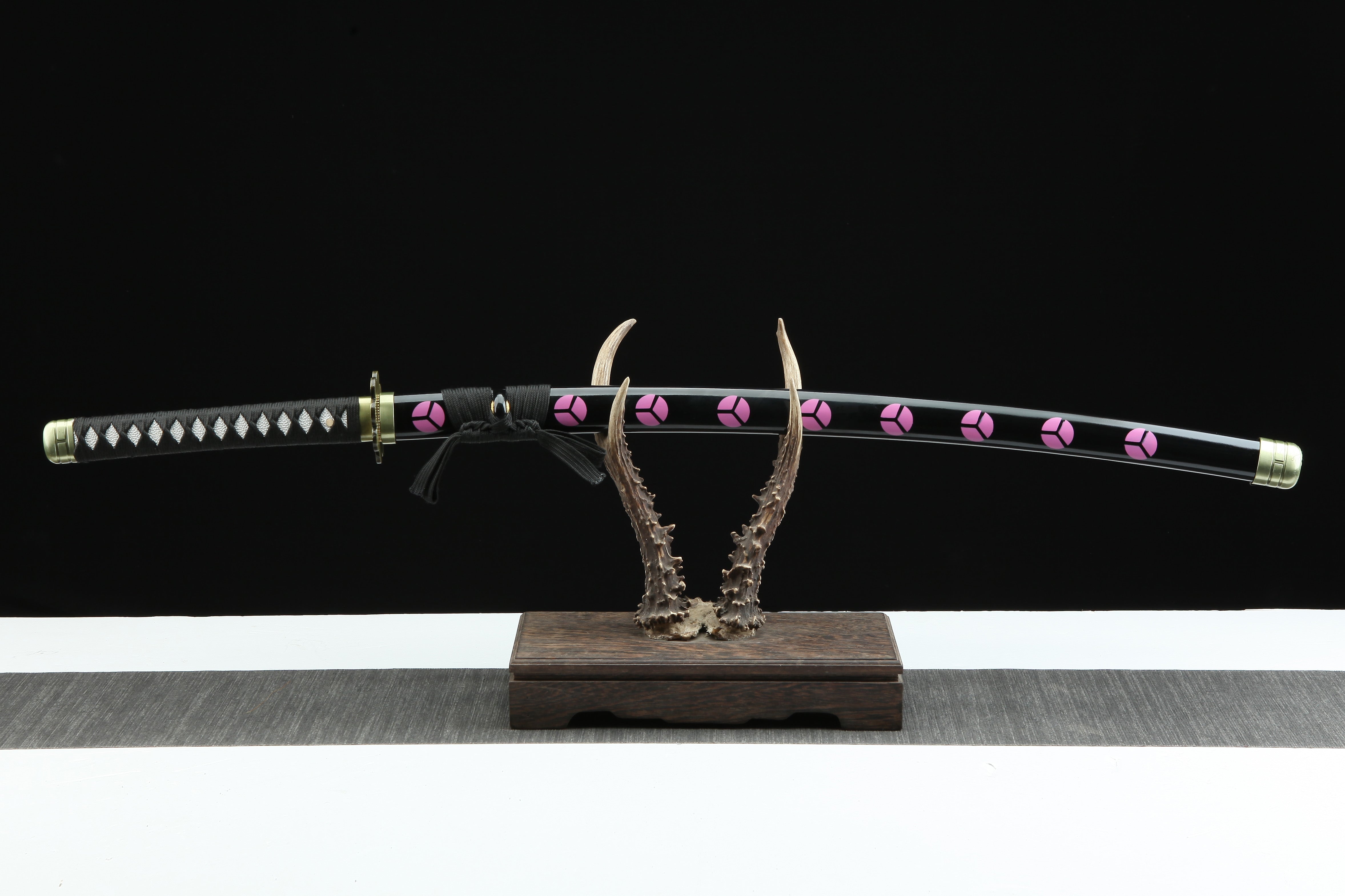Hand Forged ONE PIECE Japanese Katana Roronoa Zoro Kiku-o-mizu Blade(1045 Carbon Steel)