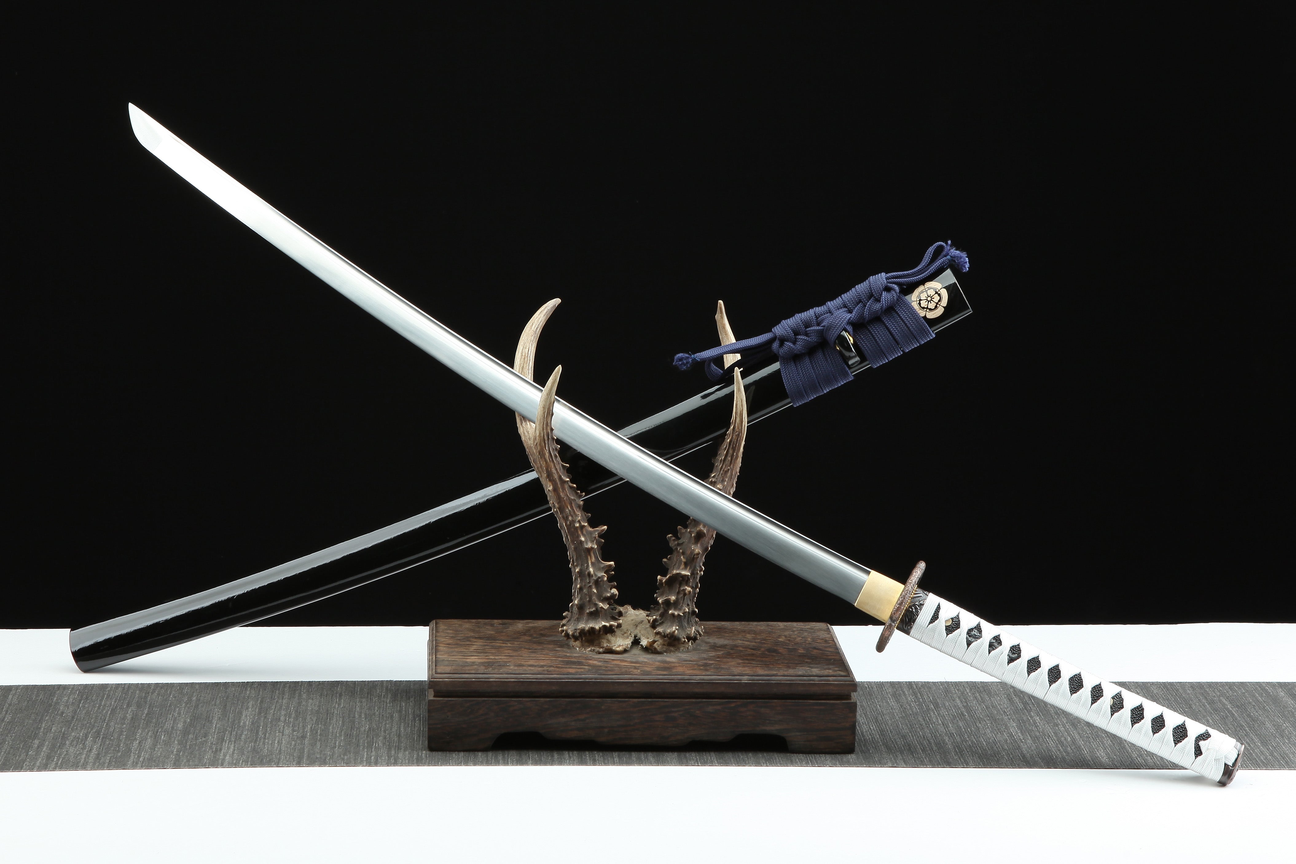 Hand Forged Ghost of Tsushima Katana Generation One Blade Set of 2(1095 Carbon Steel)