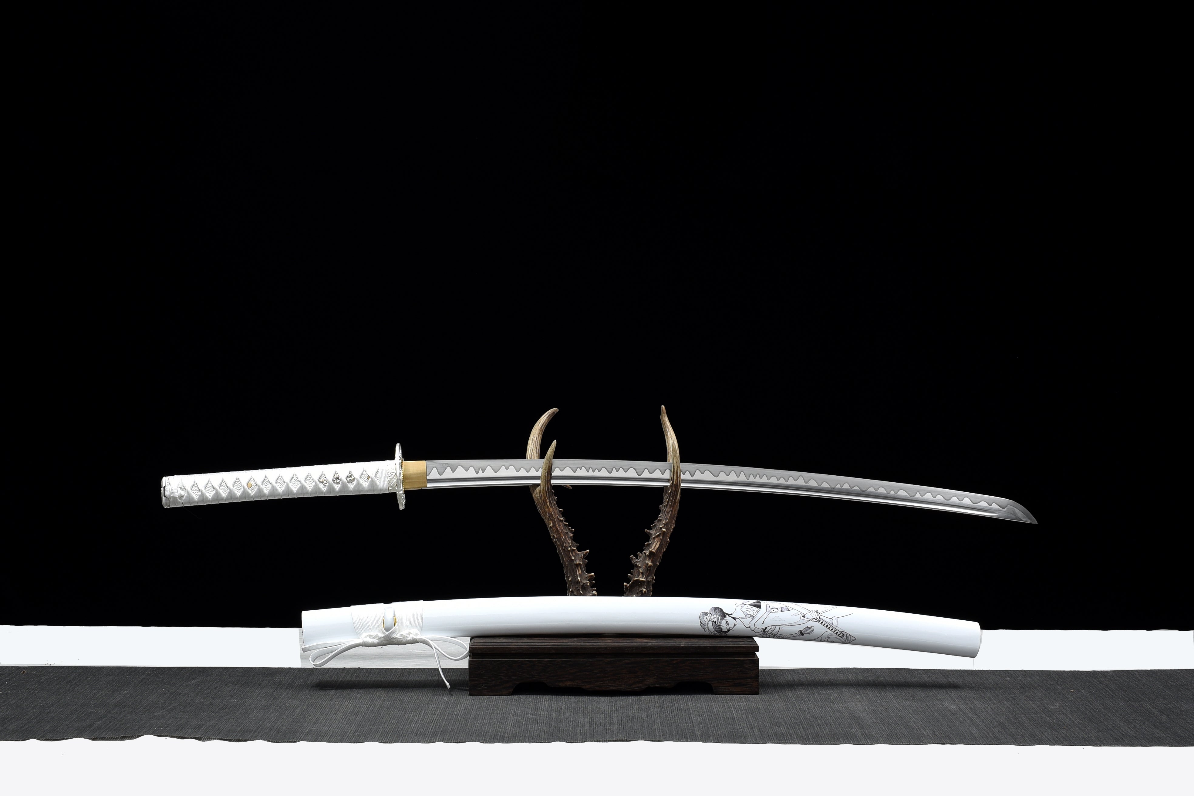 Hand Forged Japanese Katana First Frost's Dawn Blade(1095 Carbon Steel)