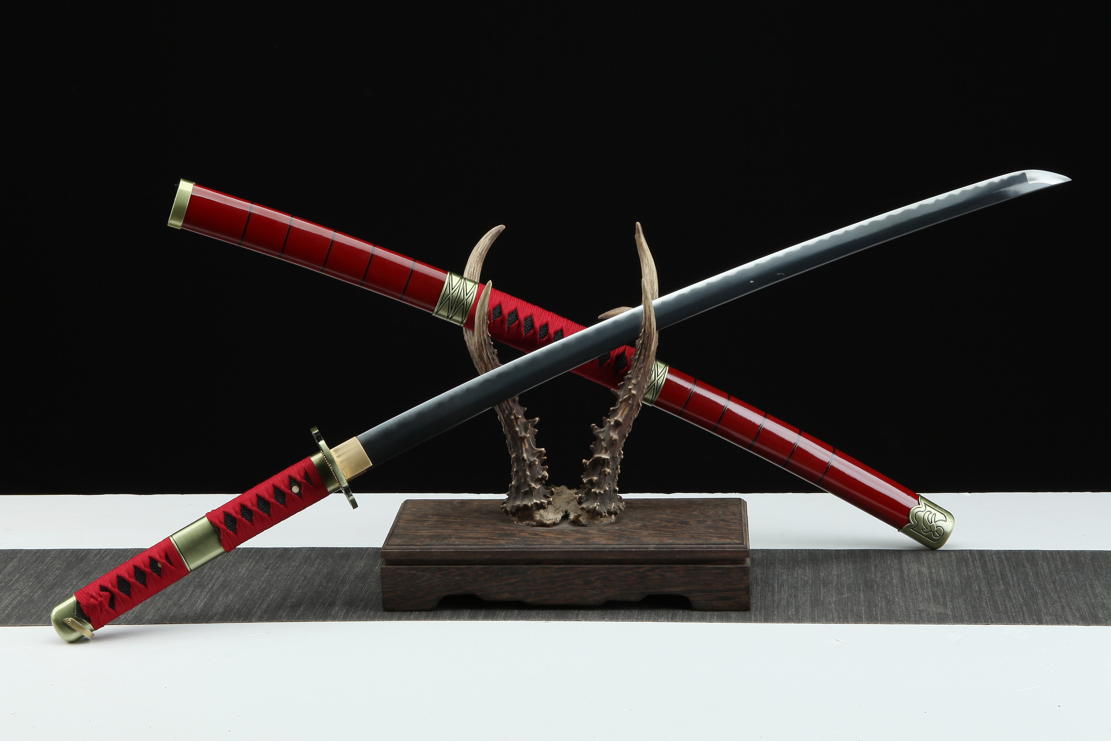 Hand Forged ONE PIECE Japanese Katana Roronoa Zoro Sandai kitetsu(1045 Carbon Steel)