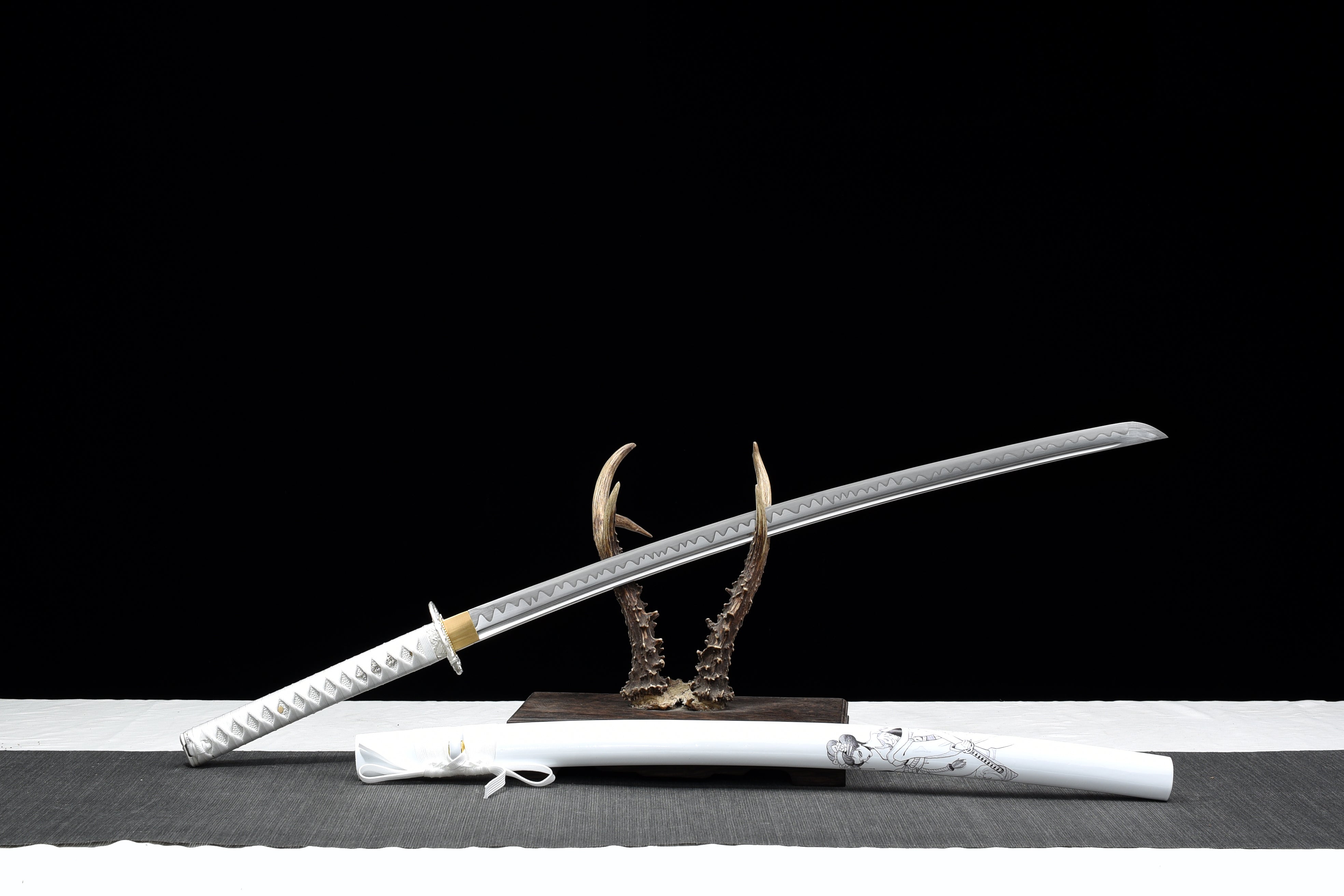 Hand Forged Japanese Katana First Frost's Dawn Blade(1095 Carbon Steel)