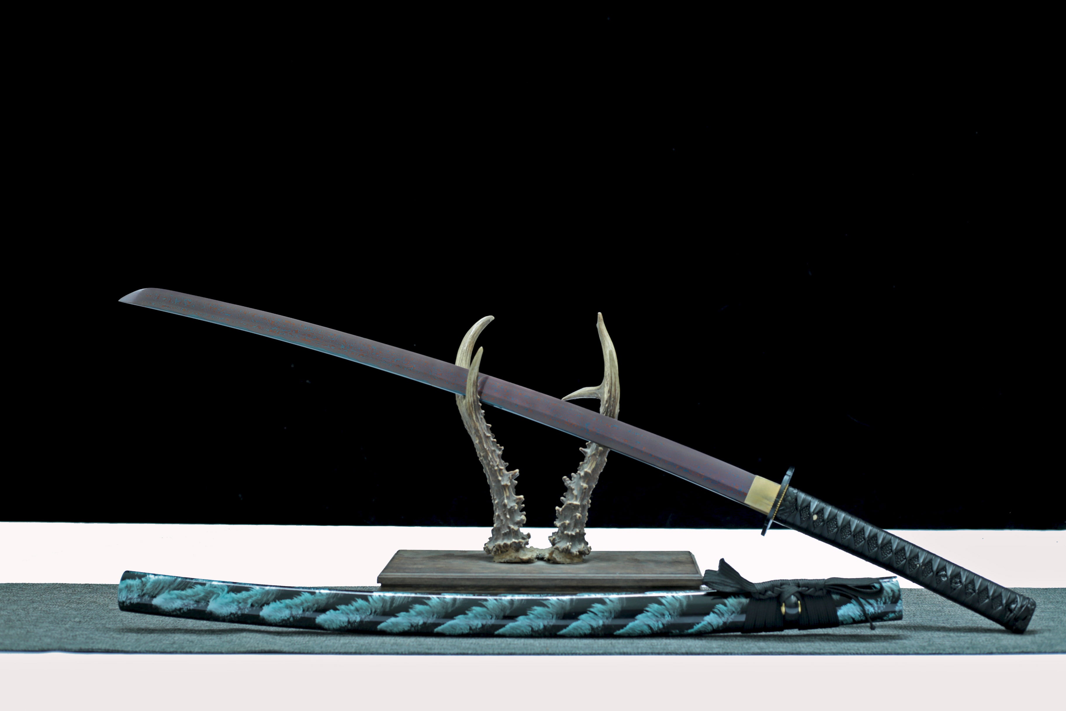 Hand Forged Japanese Katana Fallen Feather Lucifer's Wing Blade(Damascus Steel)