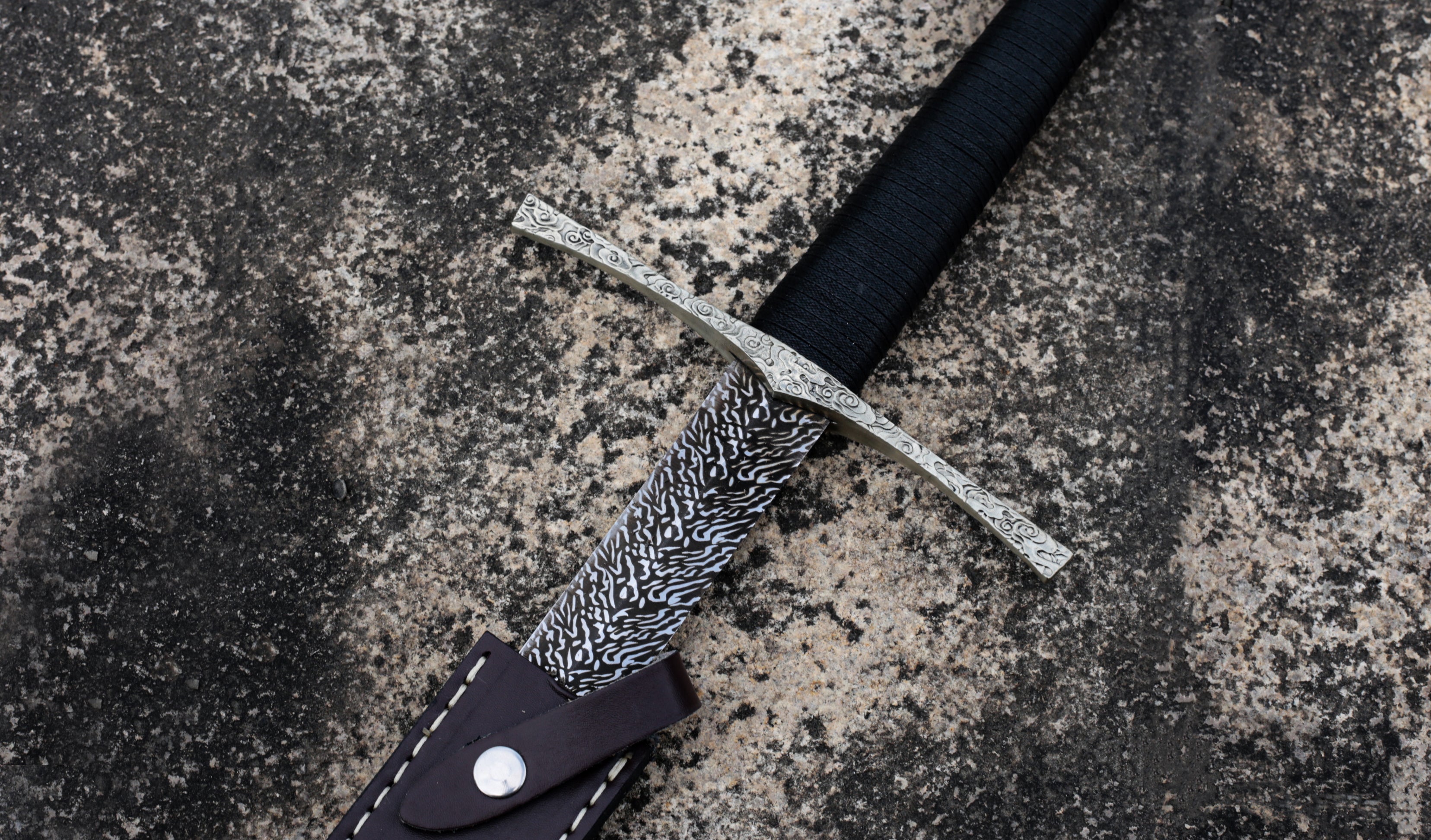 Hand Forged Chinese European Knight Sword LuckyCloud Blade(1095 Carbon Steel)