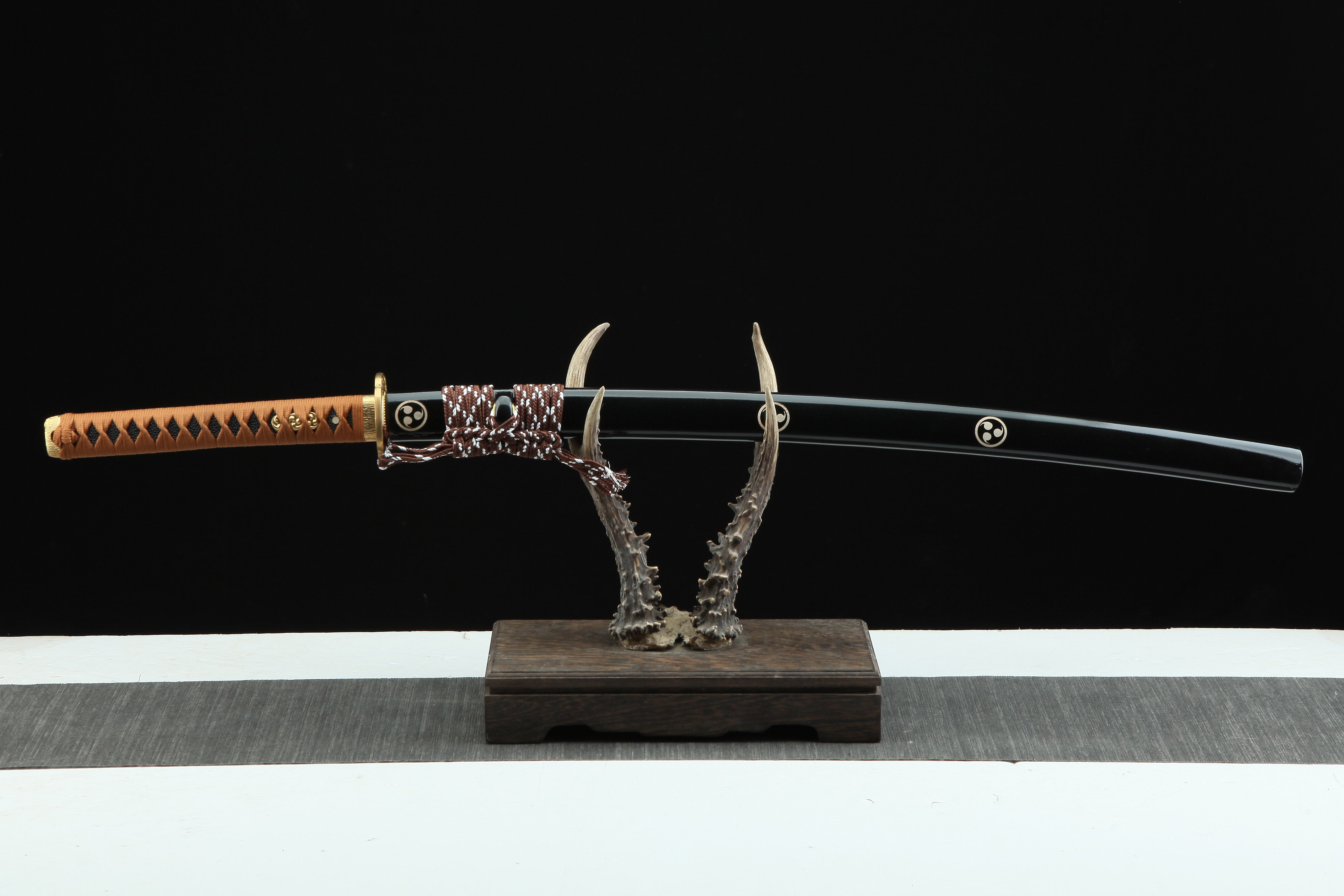 Hand Forged Japanese Katana Necronomicon Forbidden Tome Edge Blade(1095 Carbon Steel)
