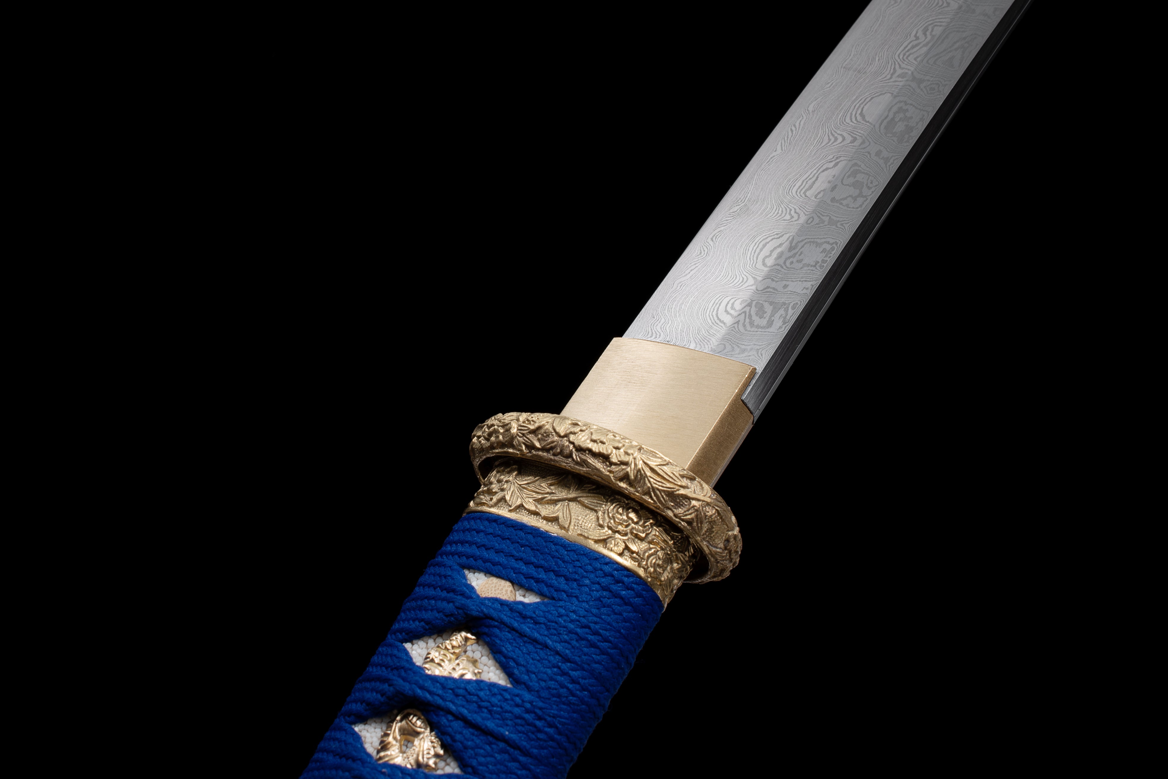 Hand Forged Japanese Tanto Black Tortoise Blade(Damascus Steel)