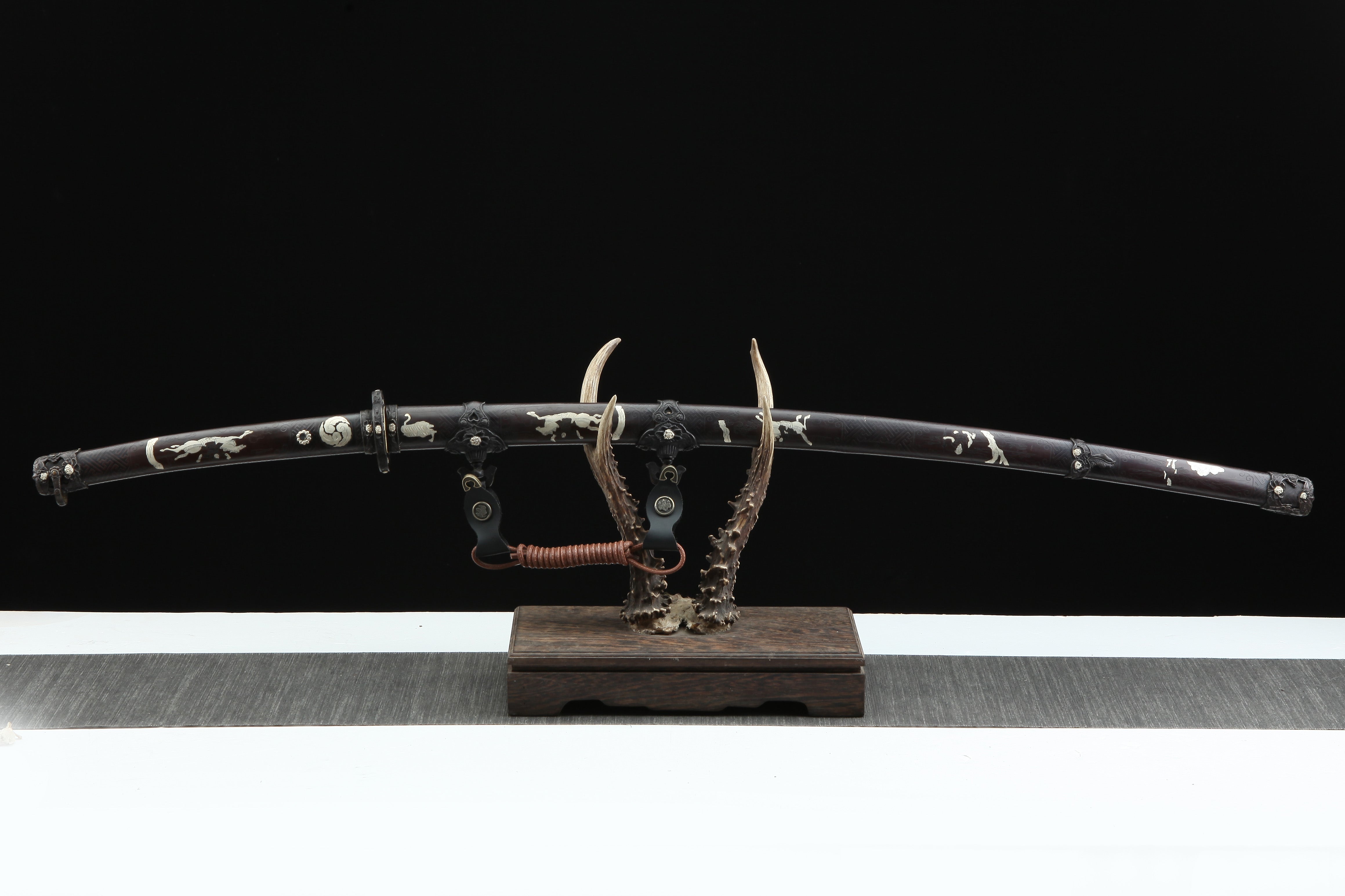 Hand Forged Japanese Tachi Orient Copper Demon Blade(Damascus Steel)
