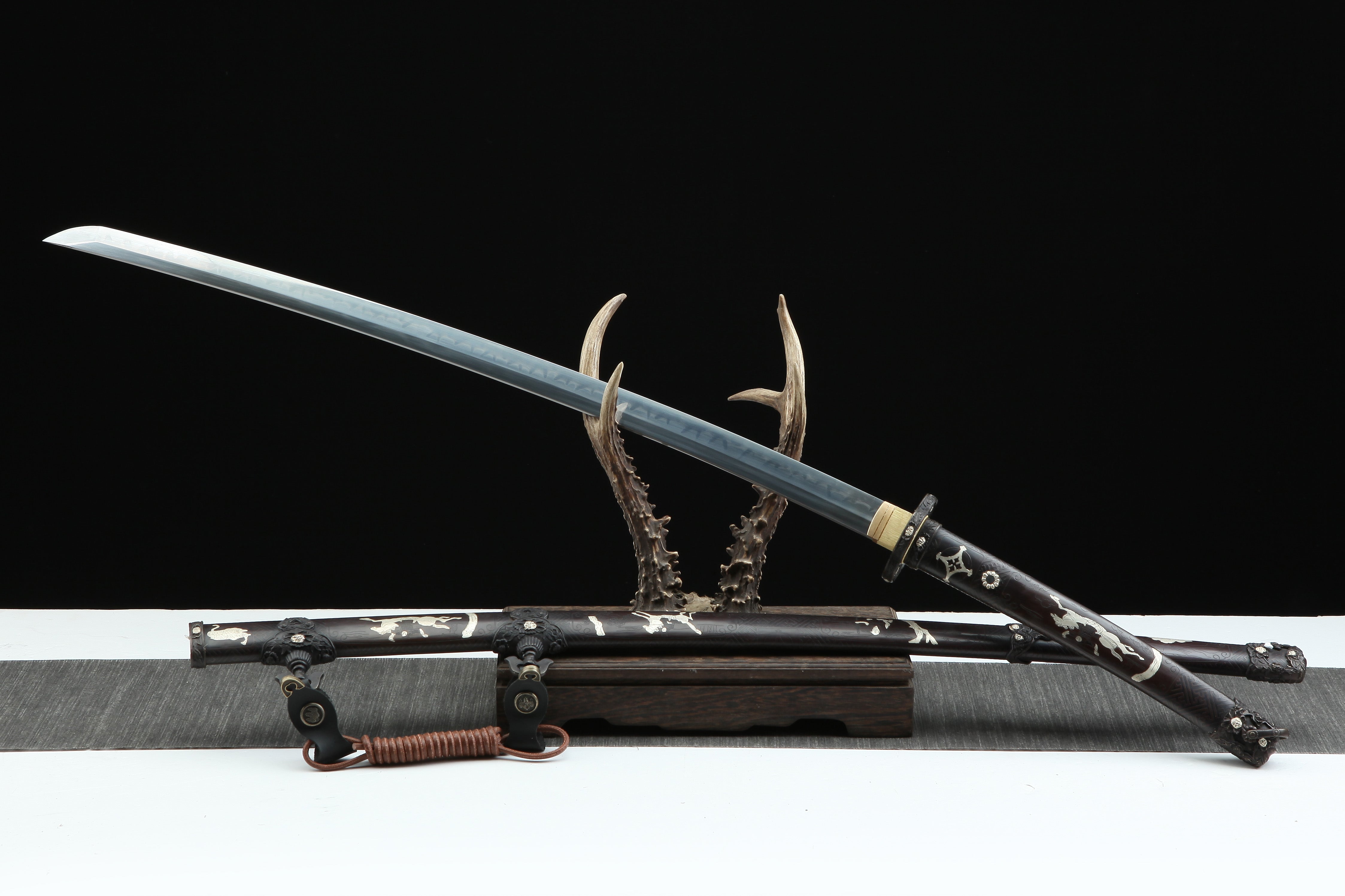 Hand Forged Japanese Tachi Orient Copper Demon Blade(Damascus Steel)